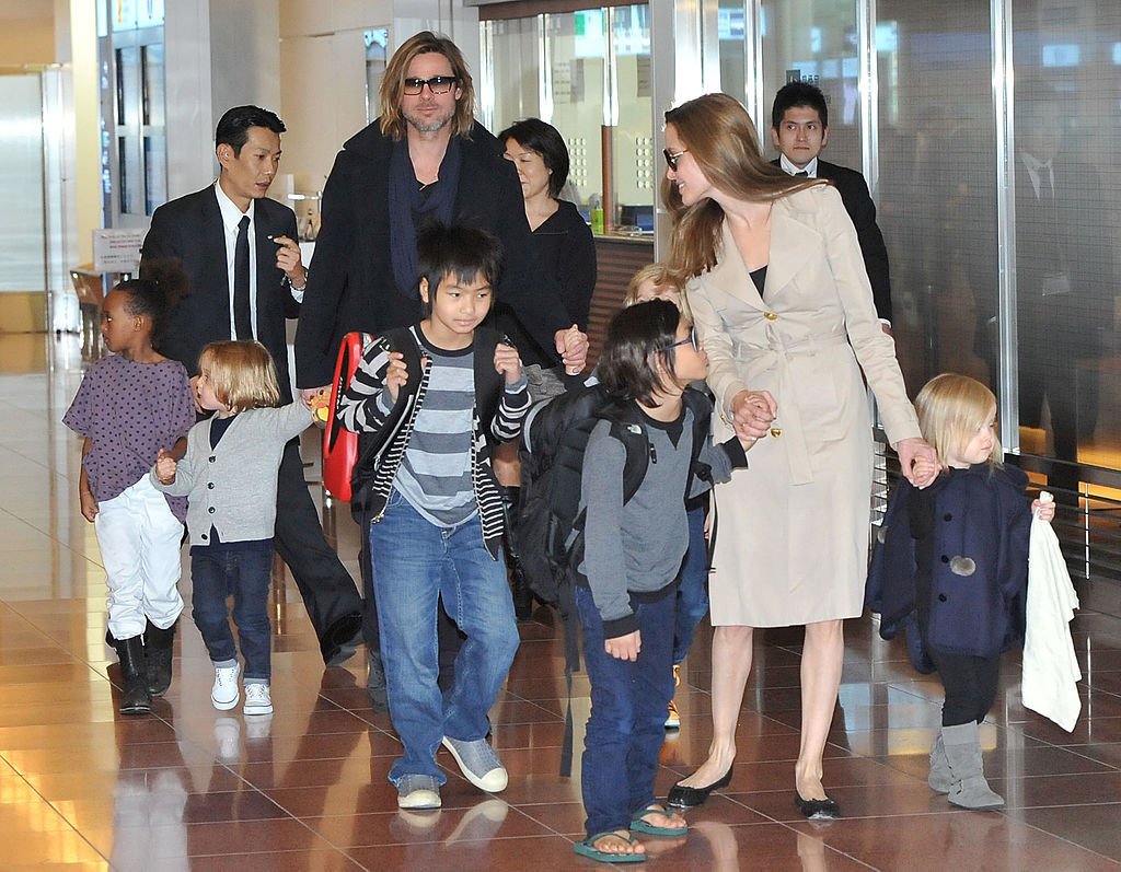 Pitt and Jolie with their children Maddox, Pax, Zahara, Shiloh, Knox and Vivienne in Japan in 2011. Photo / Getty Images