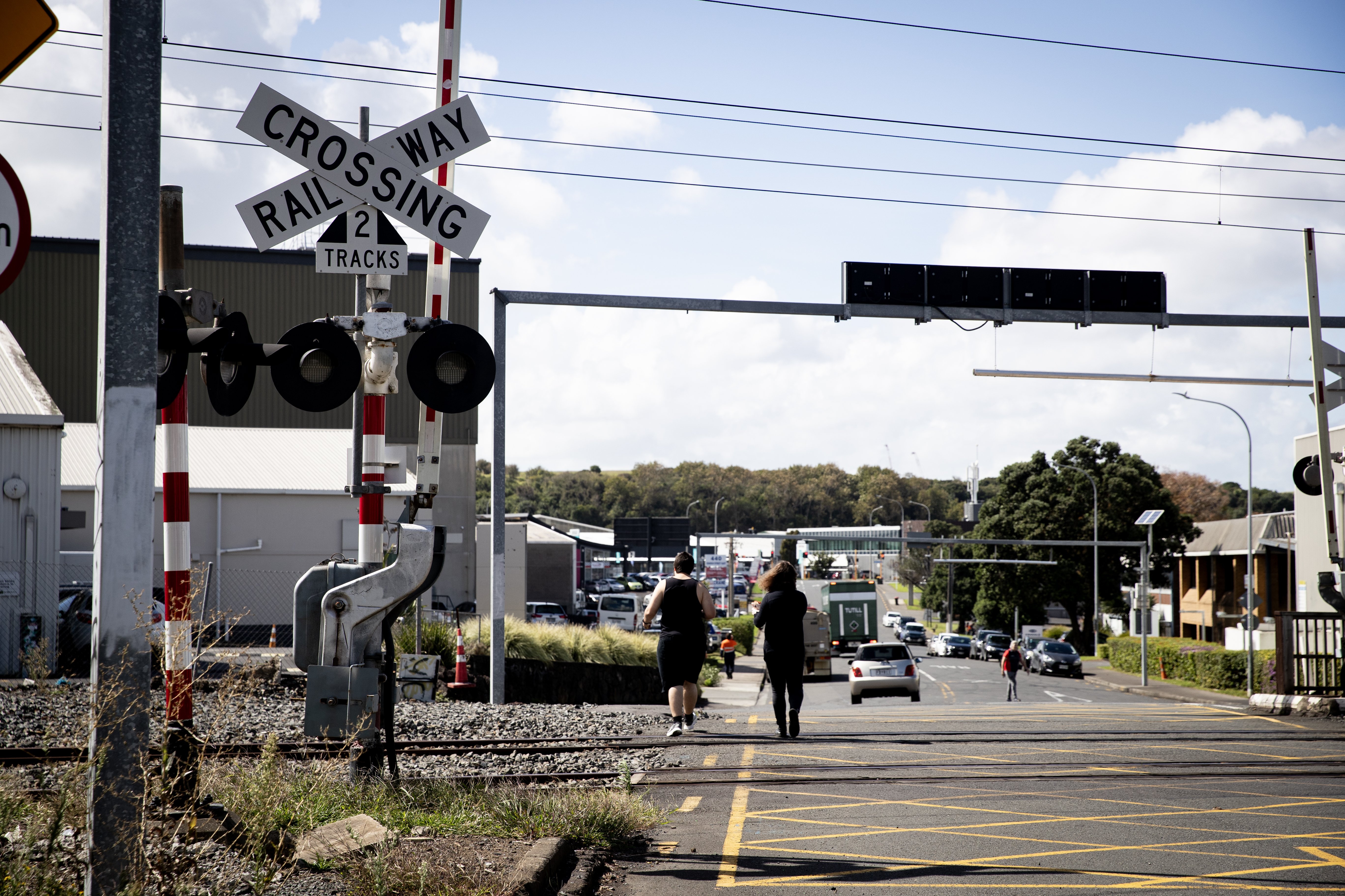 Auckland Transport says the railway crossing at Church St East would be down for 45 minutes during the morning and afternoon peak hours unless something is done about it. Photo / Dean Purcell