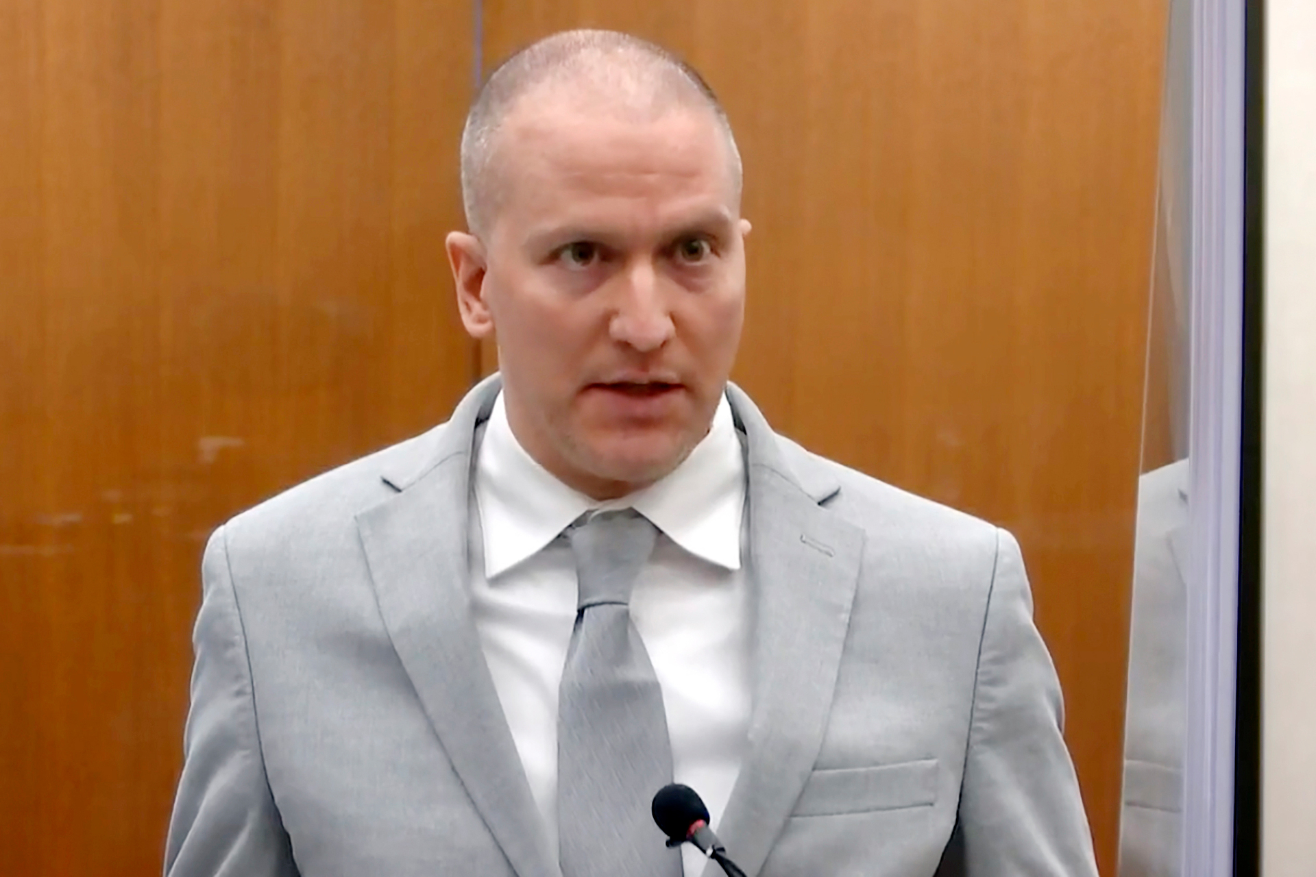 Derek Chauvin killed George Floyd by kneeling on his neck for nearly nine and a half minutes despite the handcuffed and unarmed black man's fading pleas. Photo / AP