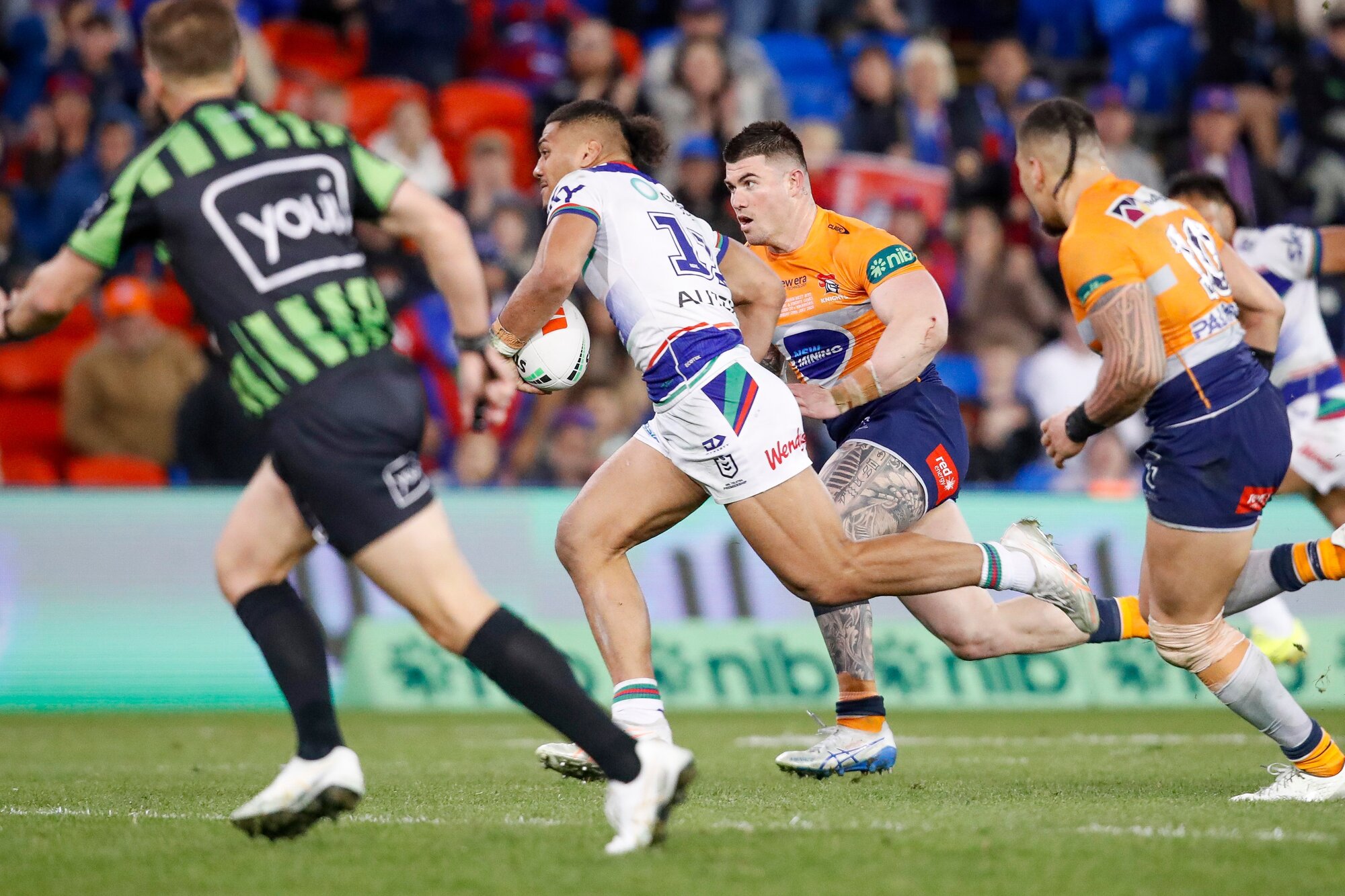 Leka Halasima makes the break that leads to him scoring the winning try against Newcastle Photo: David Neilson / www.photosport.nz