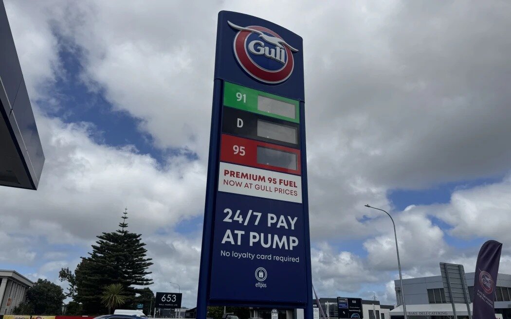 Gull says there is still plenty of fuel for everyone in Auckland the rest of the country. Photo / RNZ, Pretoria Gordon