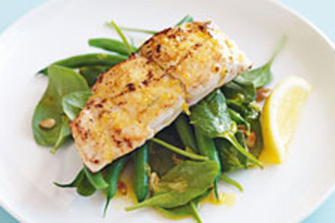Pan-fried snapper with lemon butter-image