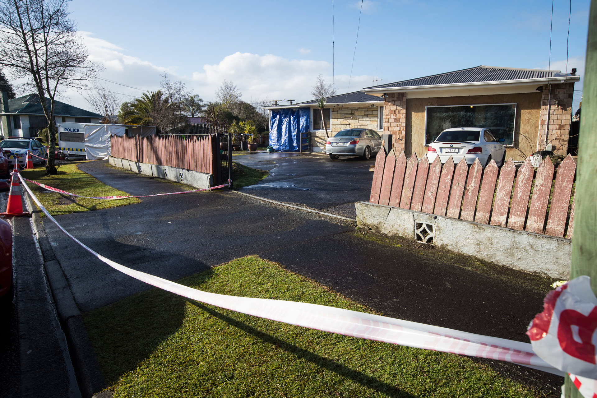 Police at the fatal shooting scene on Matthews Cres, Melville, in July 2018. Photo / Jason Oxenham