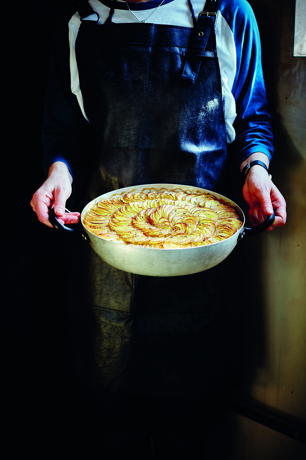 Chicken pie topped with potato & thyme crust-image