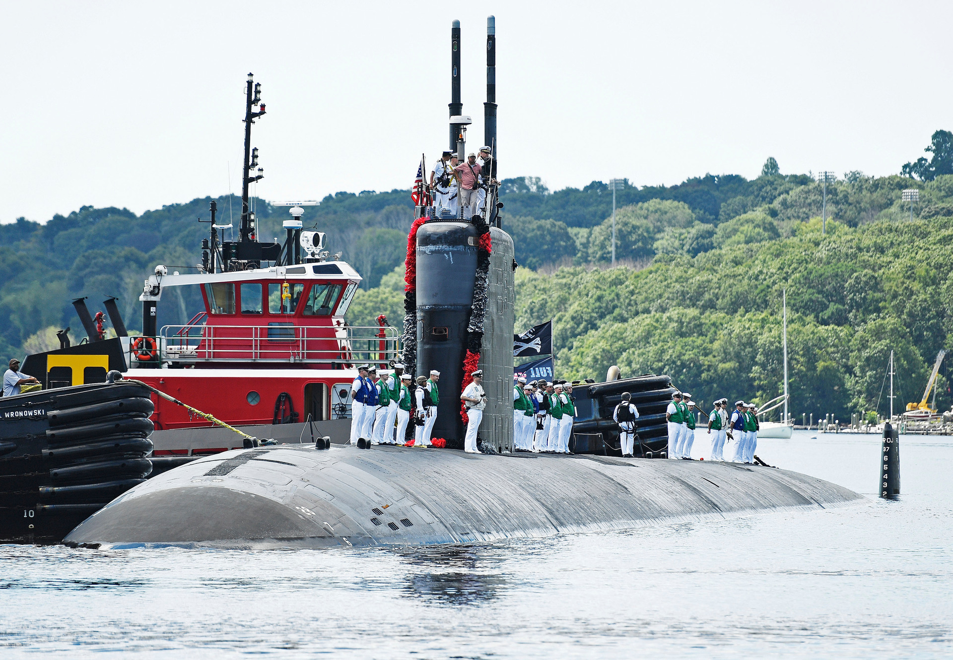 The US Navy attack submarine USS San Juan (SSN 751) returns to a base in Groton, Connecticut after a nearly eight-month deployment. Photo / Sean D. Elliot, The Day via AP