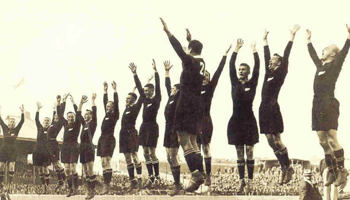 The All Blacks at the climax of their haka before a 1932 test against Australia. Photo: Wikimedia Commons