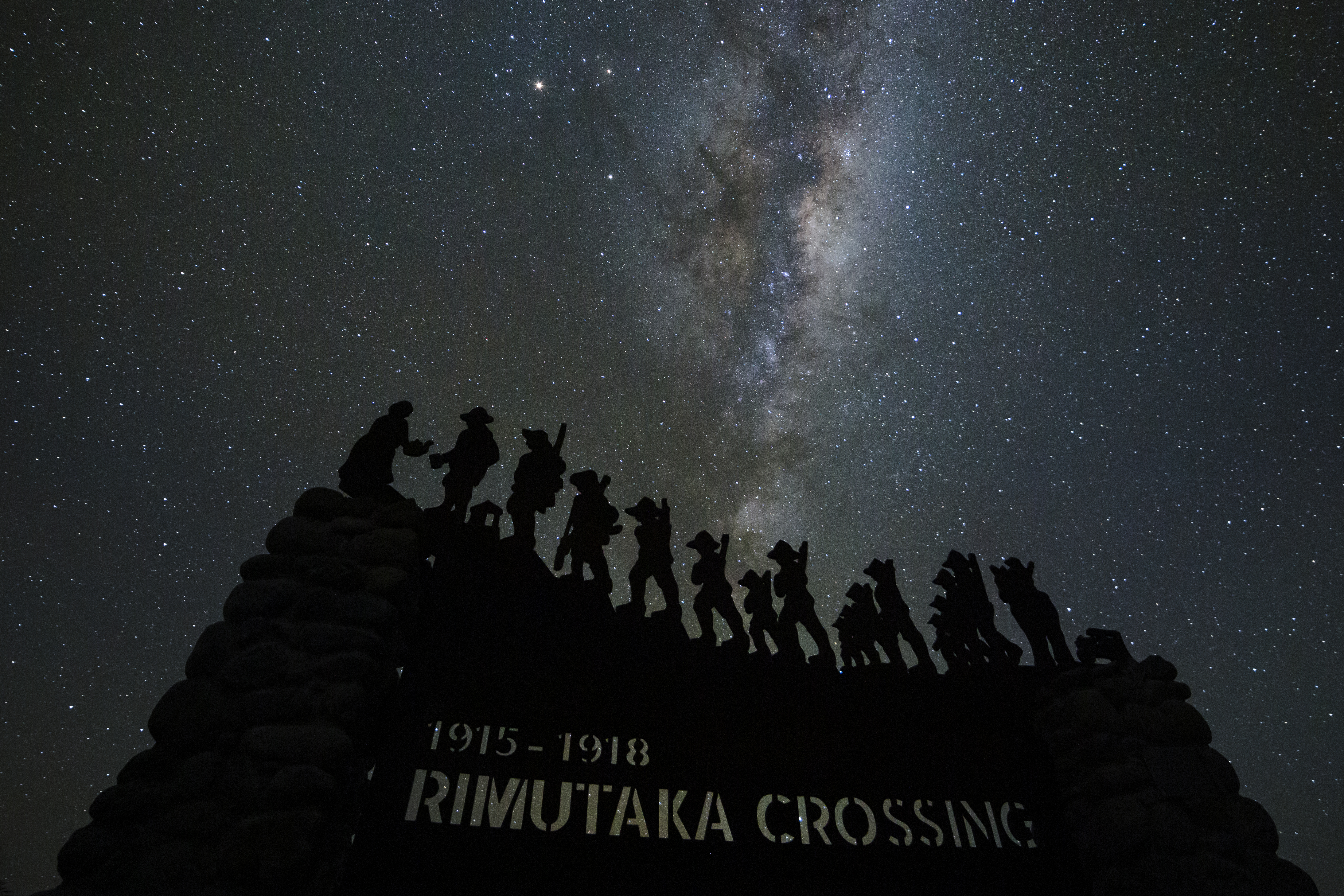 Enjoy small group stargazing safaris or book private tours to delve into detail.
Photo / Night & Light Photography