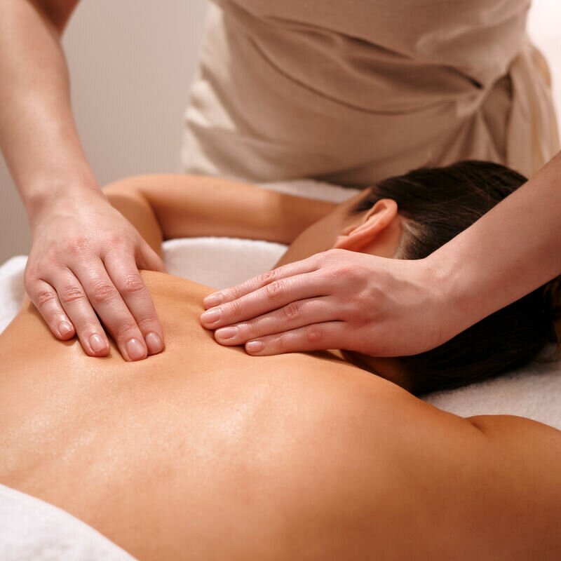 The full-body Organic Relax massage.