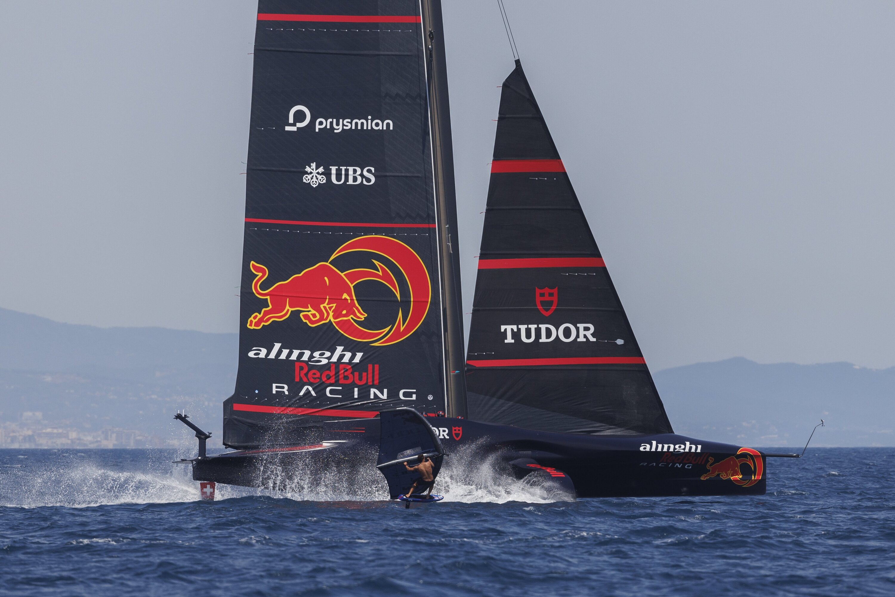 Alinghi are a brand new team and have suffered a last-minute setback with a broken mast. Photo / Samo Vidic