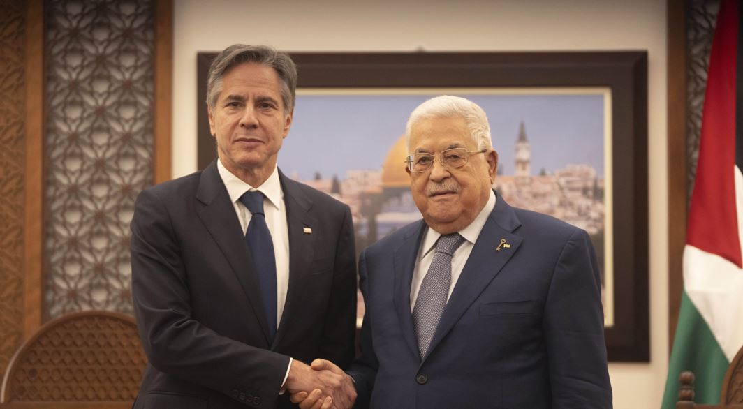 Palestinian President Mahmoud Abbas, right meets with US Secretary of State Antony Blinken. Photo / AP