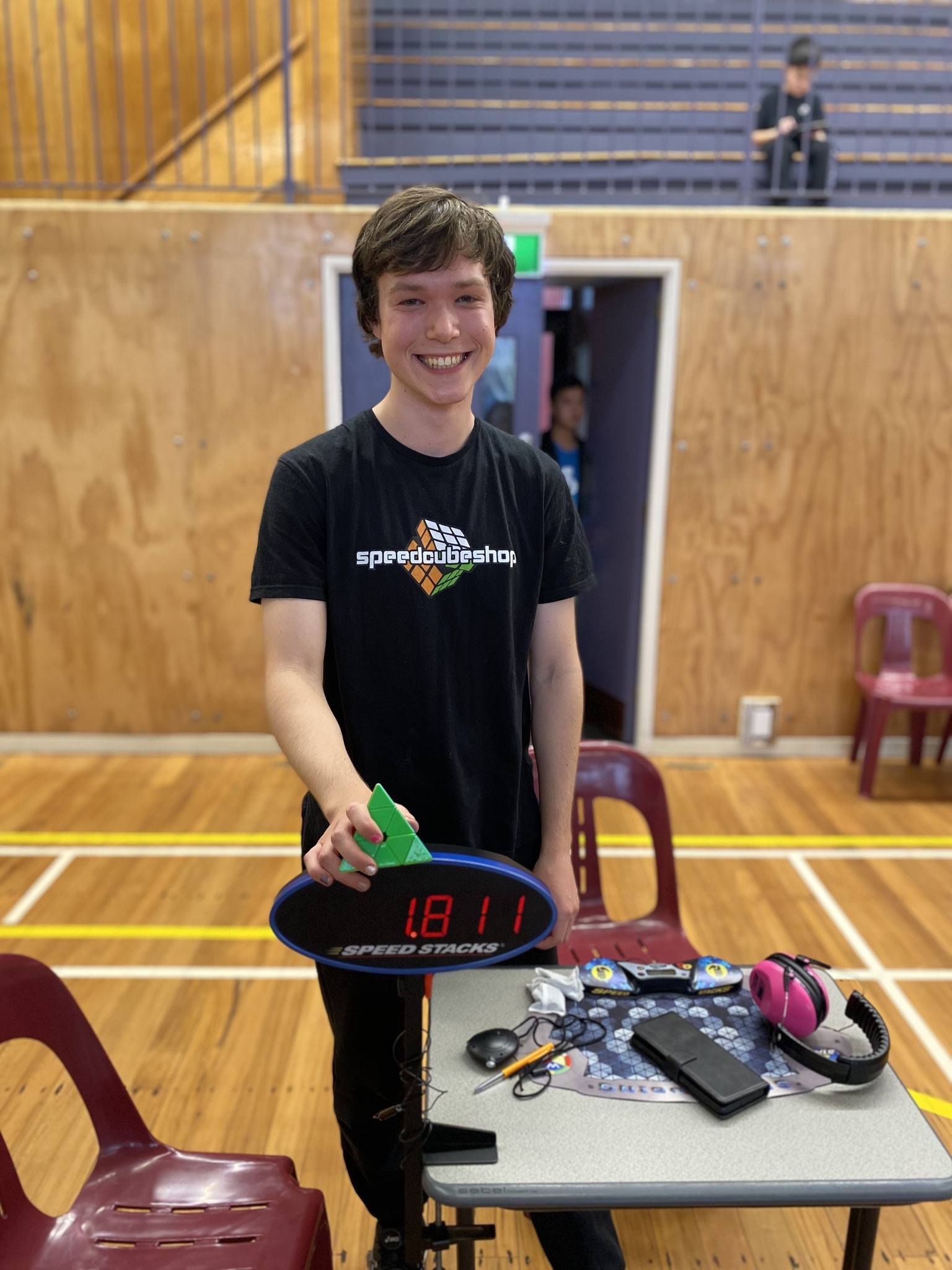 Christchurch teen Jasper Murray sets new national Rubik's Cube