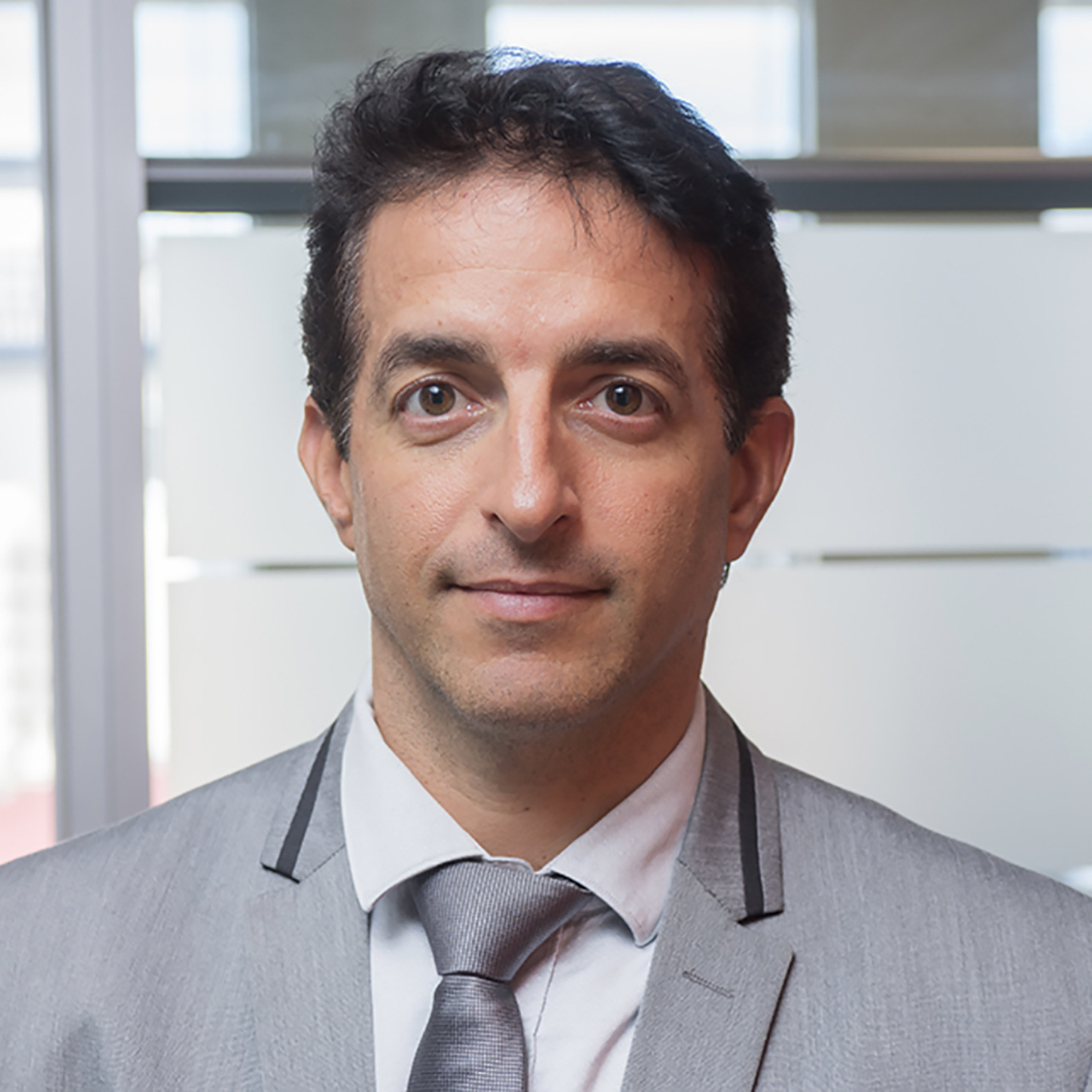 Victoria University's Dr Samuel Becher says consumers require tertiary education to understand most online contracts. Photo / File