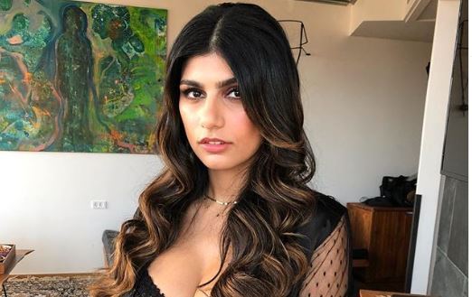 Kale Fa Xxx Vdos - Pornhub star Mia Khalifa's fans petition to have her videos removed - NZ  Herald