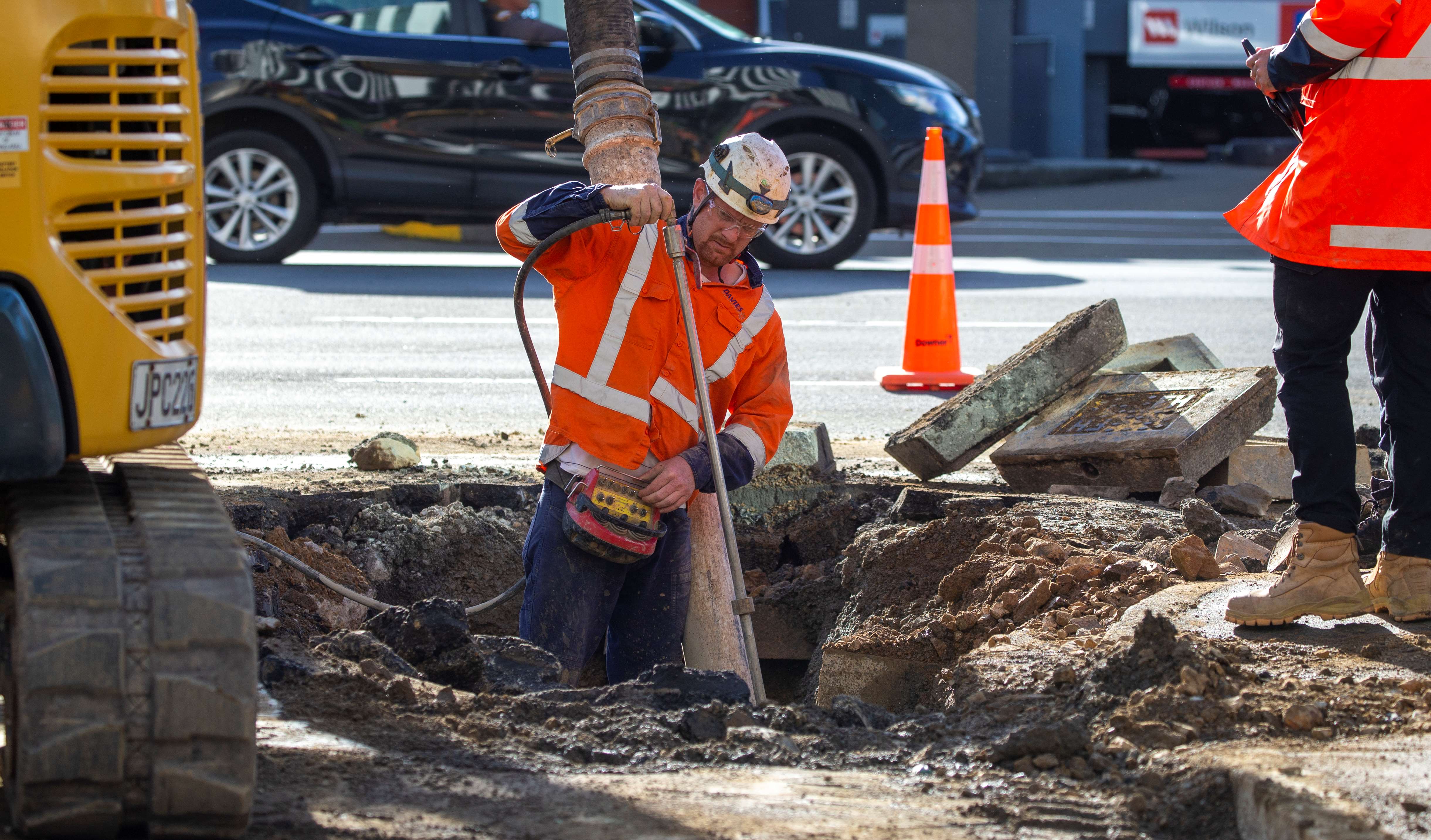 Satisfaction regarding New Zealand's national infrastructure has declined steeply since 2019, according to Ipsos’ 2024 Global Infrastructure Index.