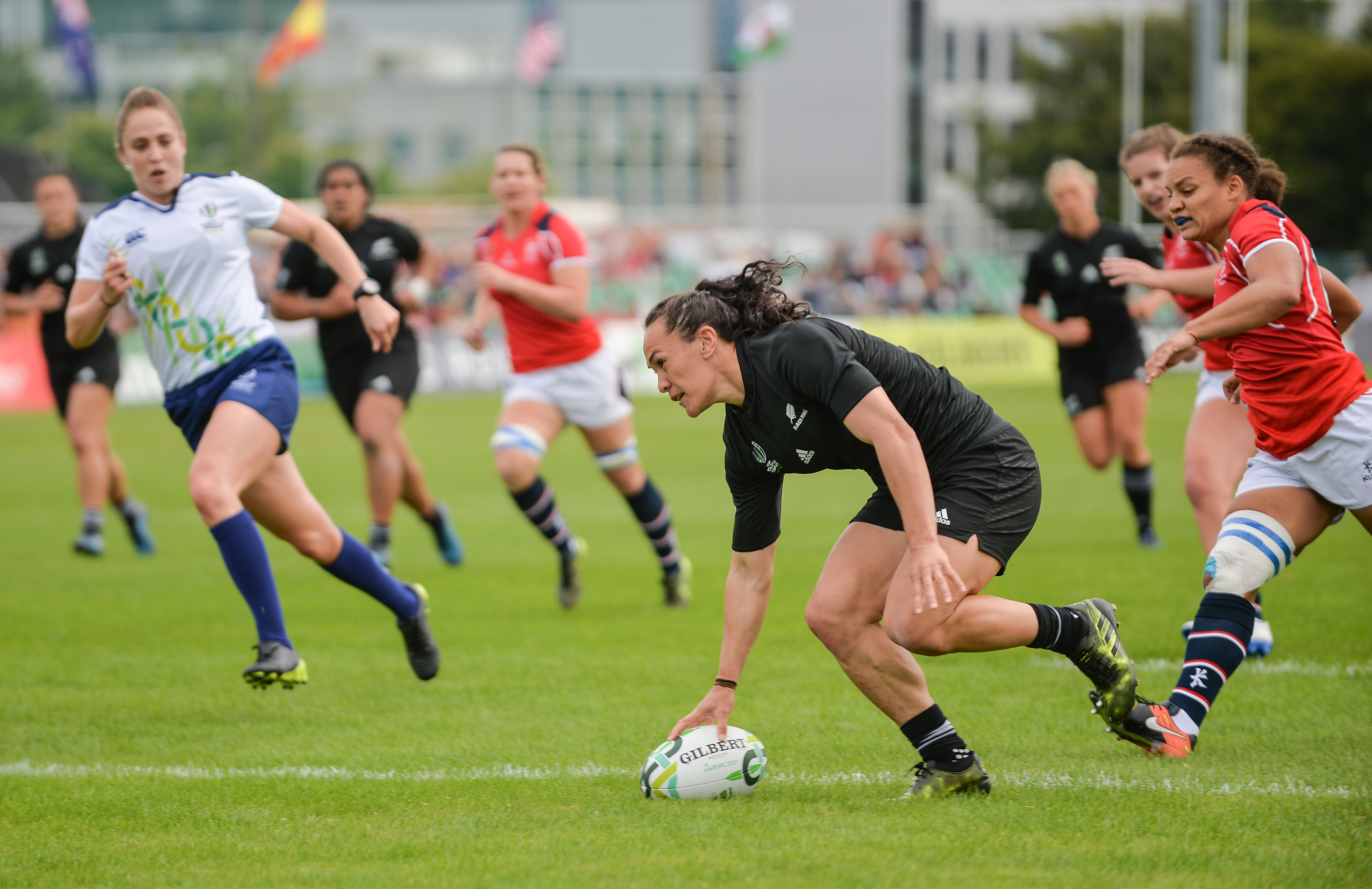 Portia Woodman of New Zealand goes over to score one of her eight tries against Hong Kong in the Women's Rugby World Cup in Dublin, Ireland. PHOTO/GETTY IMAGES