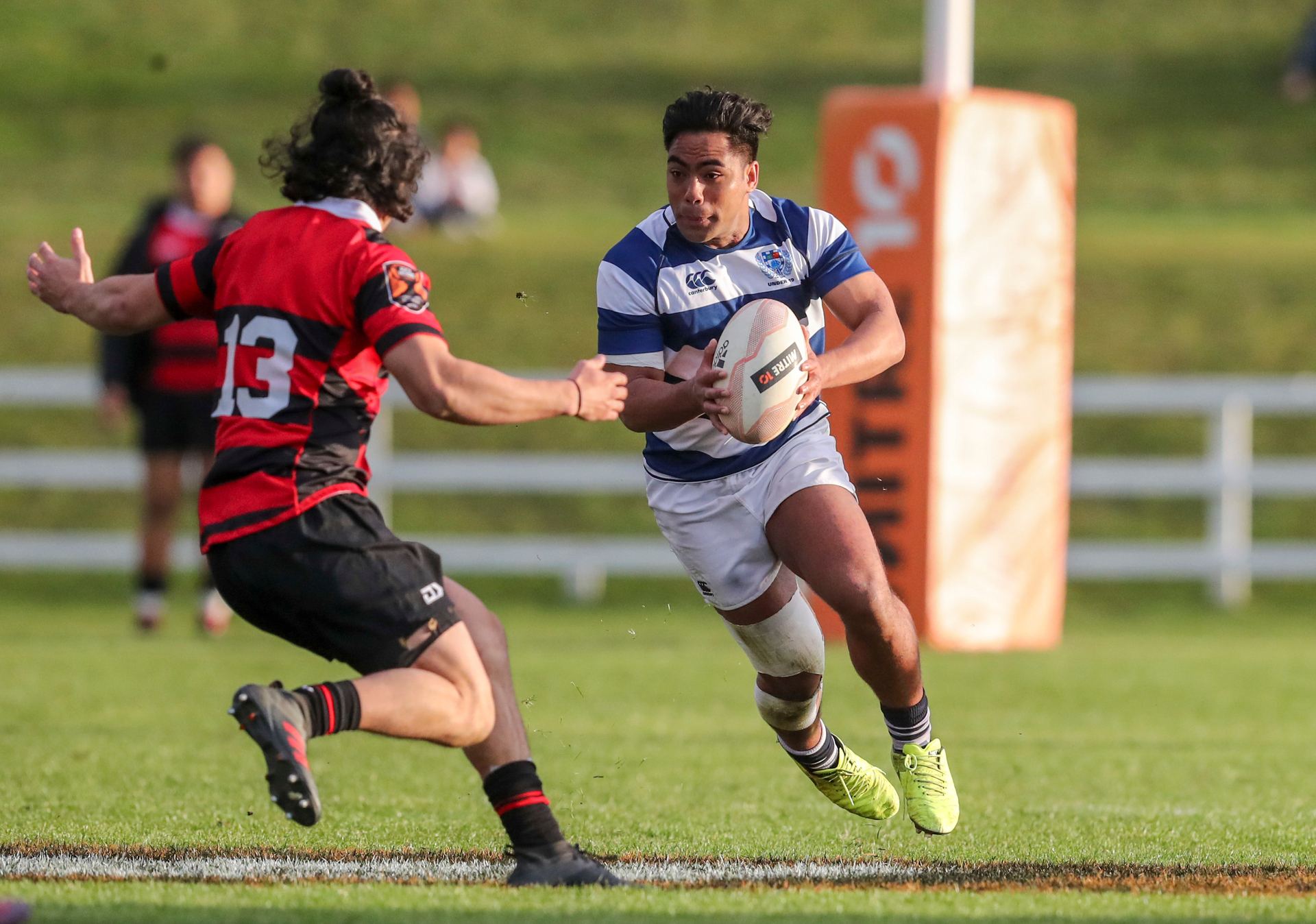 Lemeki Namoa playing for Auckland in the Under-19 Rugby final in 2019. Photo / John Cowpland