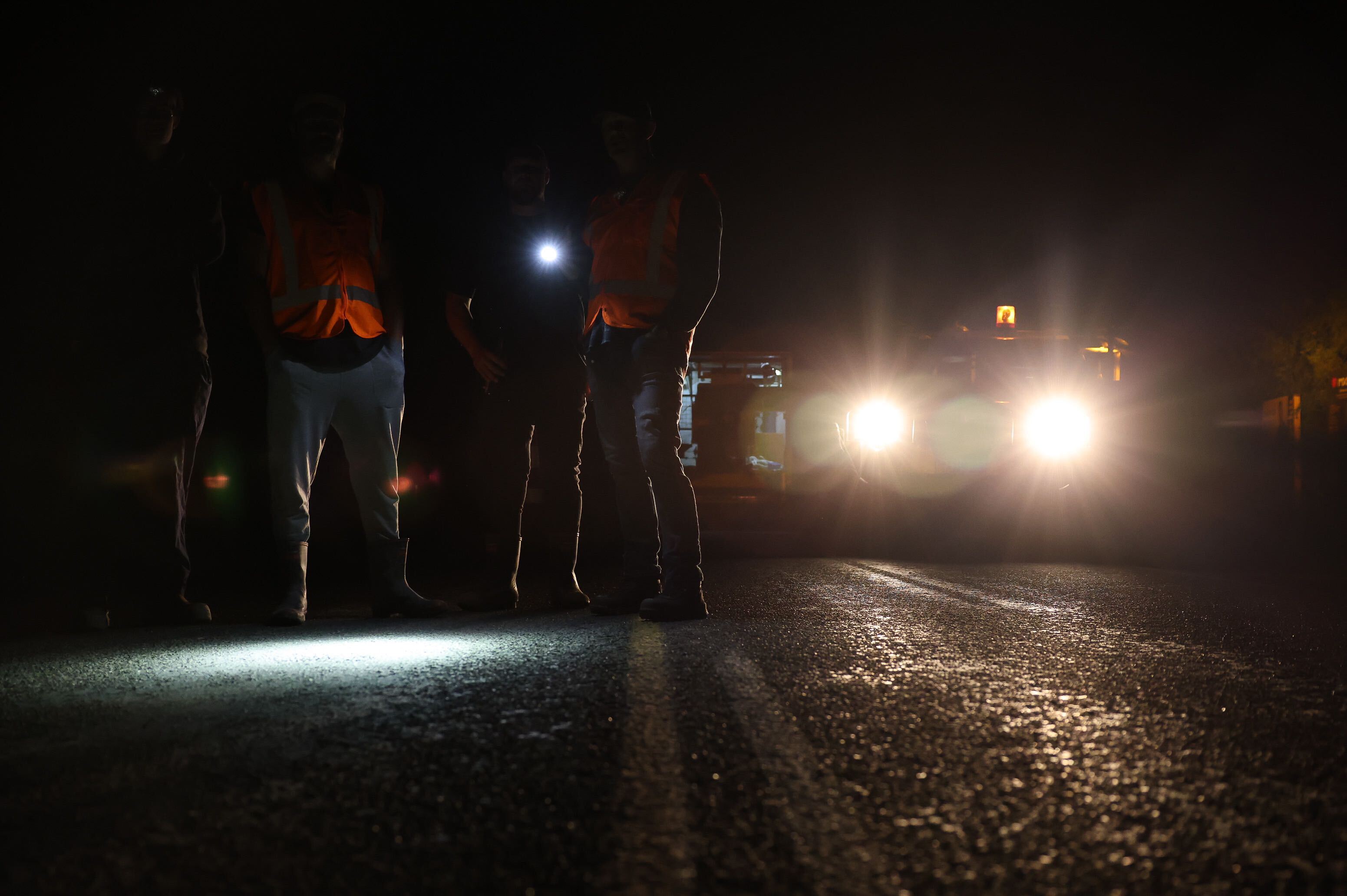 Several roadblocks are in place around the wider Puketapu area after fears of looting. Photo / Mark Mitchell