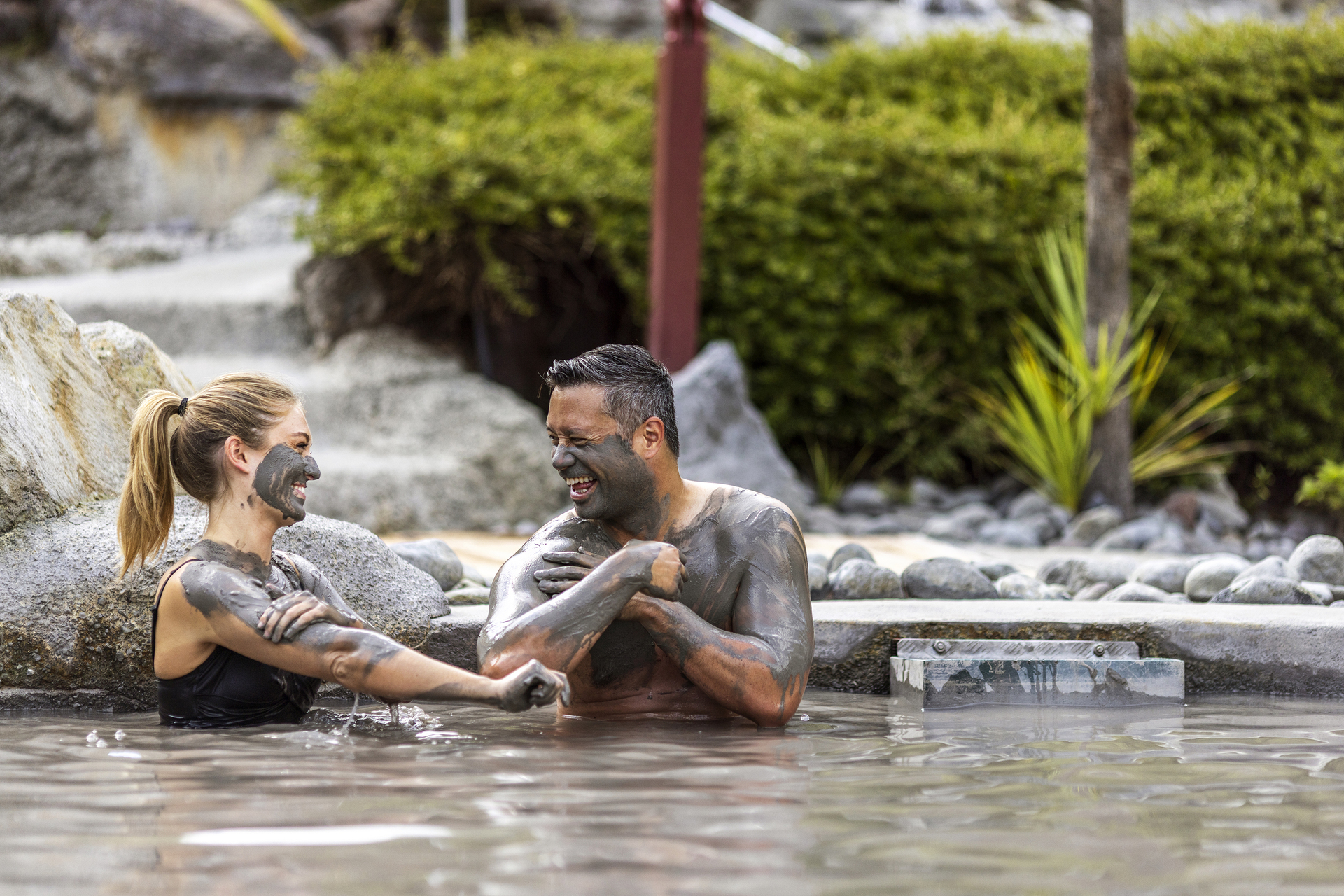 Lather yourself in skin-soothing mud at Hell’s Gate. Photo / Miles Holden