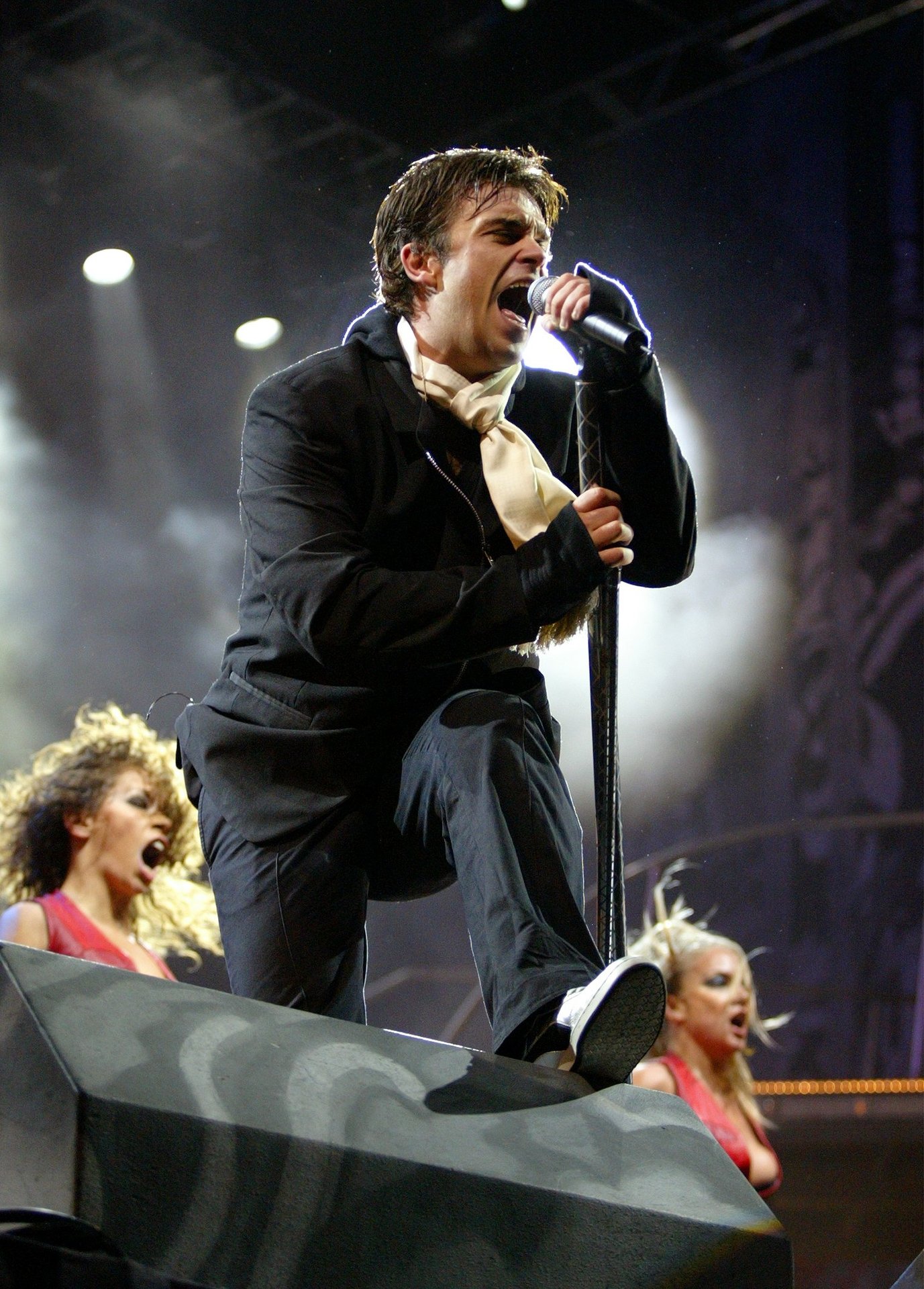 Robbie Williams performs at Western Springs in Auckland in 2003. Photo / Derek Flynn