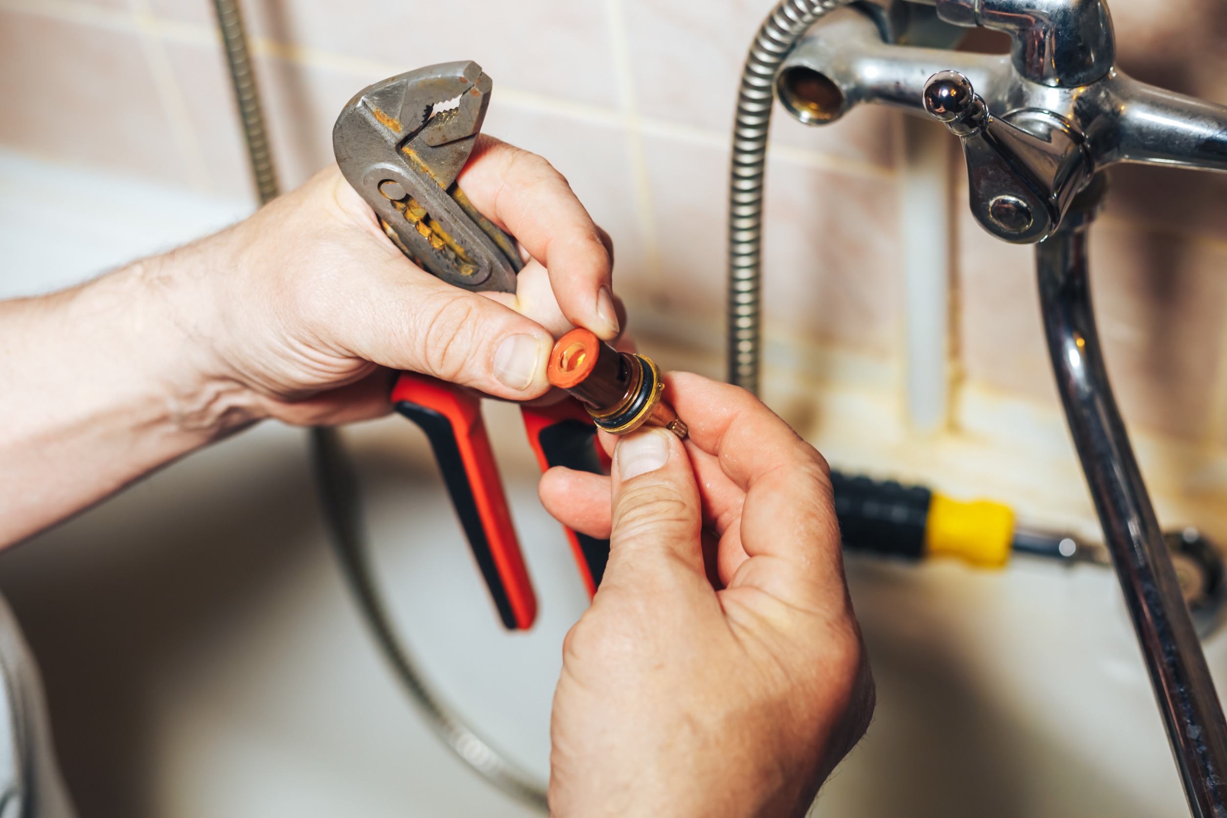 The plumbers spoken to said they did not believe that axing Te Pūkenga, as National has promised, would improve the situation. Photo / 123RF