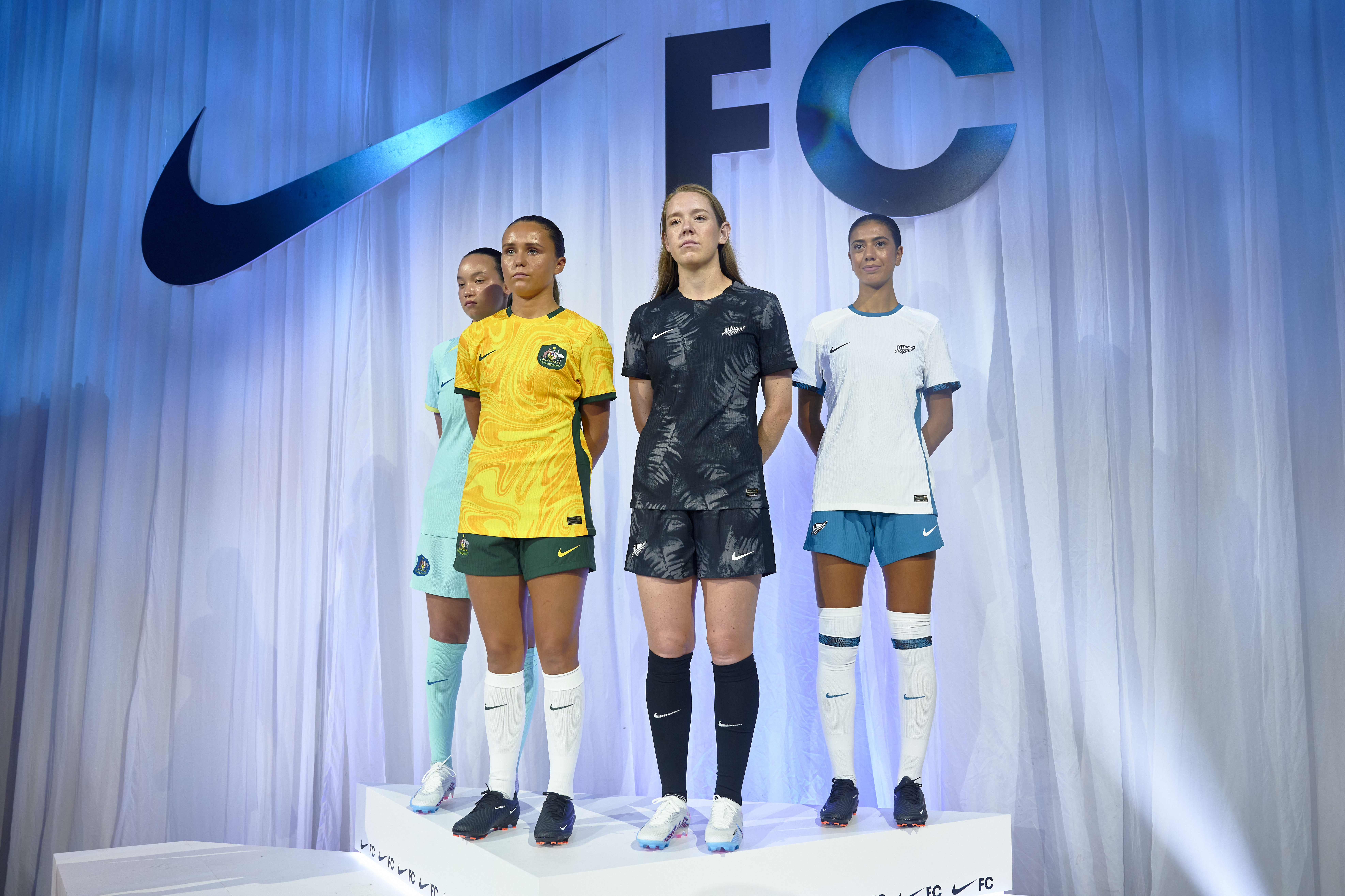 slinger sirene mengsel Nike unveils Football Ferns Fifa World Cup team kits and innovative period  wear - NZ Herald