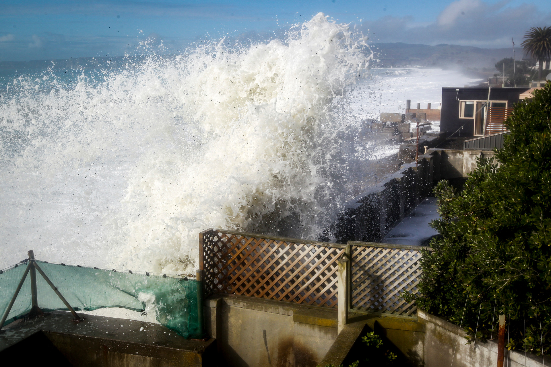 About 675,500 Kiwis live in areas already prone to flooding - with a further 72,065 living where some of the most dramatic effects of sea level rise could soon hit. Photo / Paul Taylor