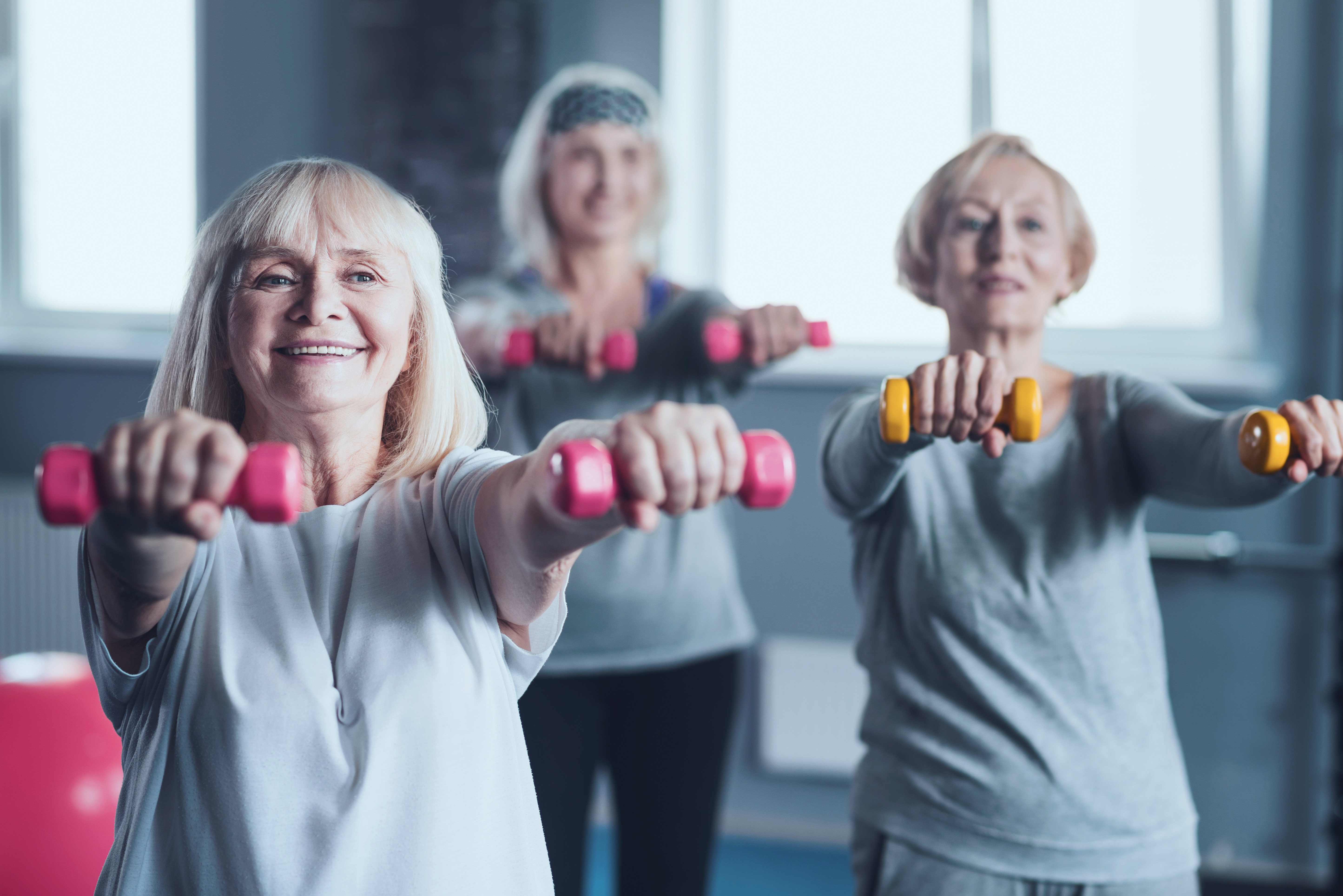 Regular physical activity promotes better blood flow to the brain, which cleanses toxins, reduces cortisol, and boosts energy efficiency. Photo / 123rf
