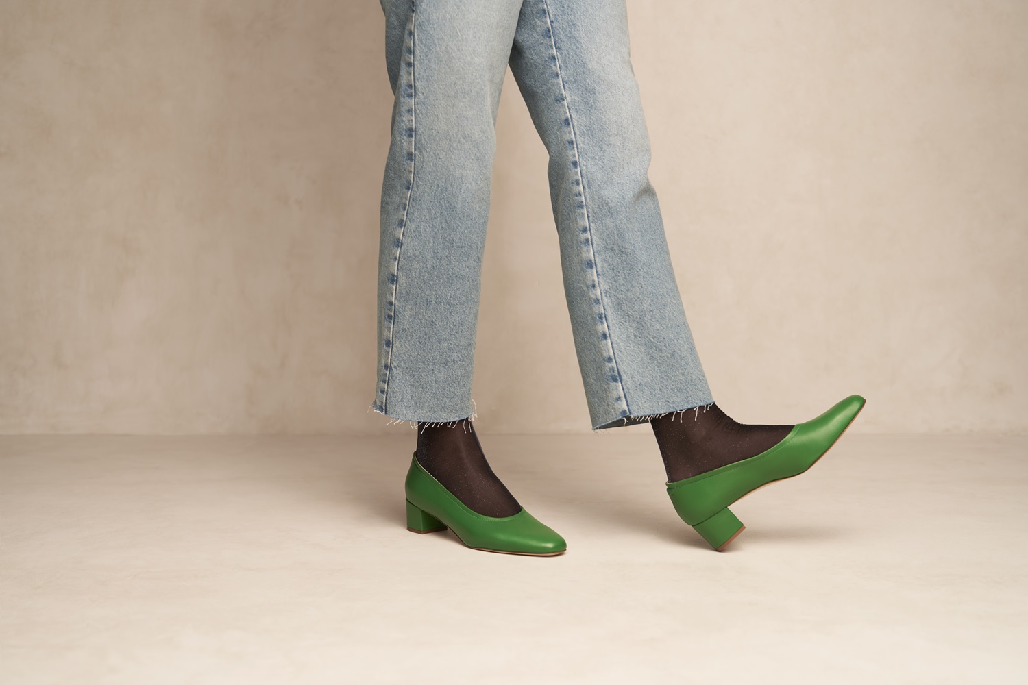 Oya's Culford heels are available in size 42-46.