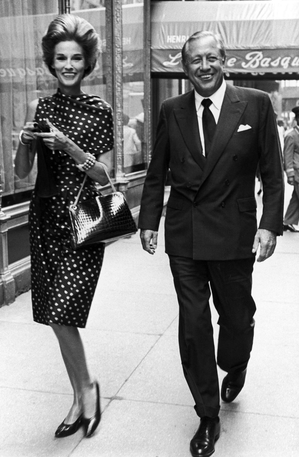 William and Babe Paley walking on a Manhattan street, outside La Cote Basque. Photo / Getty Images