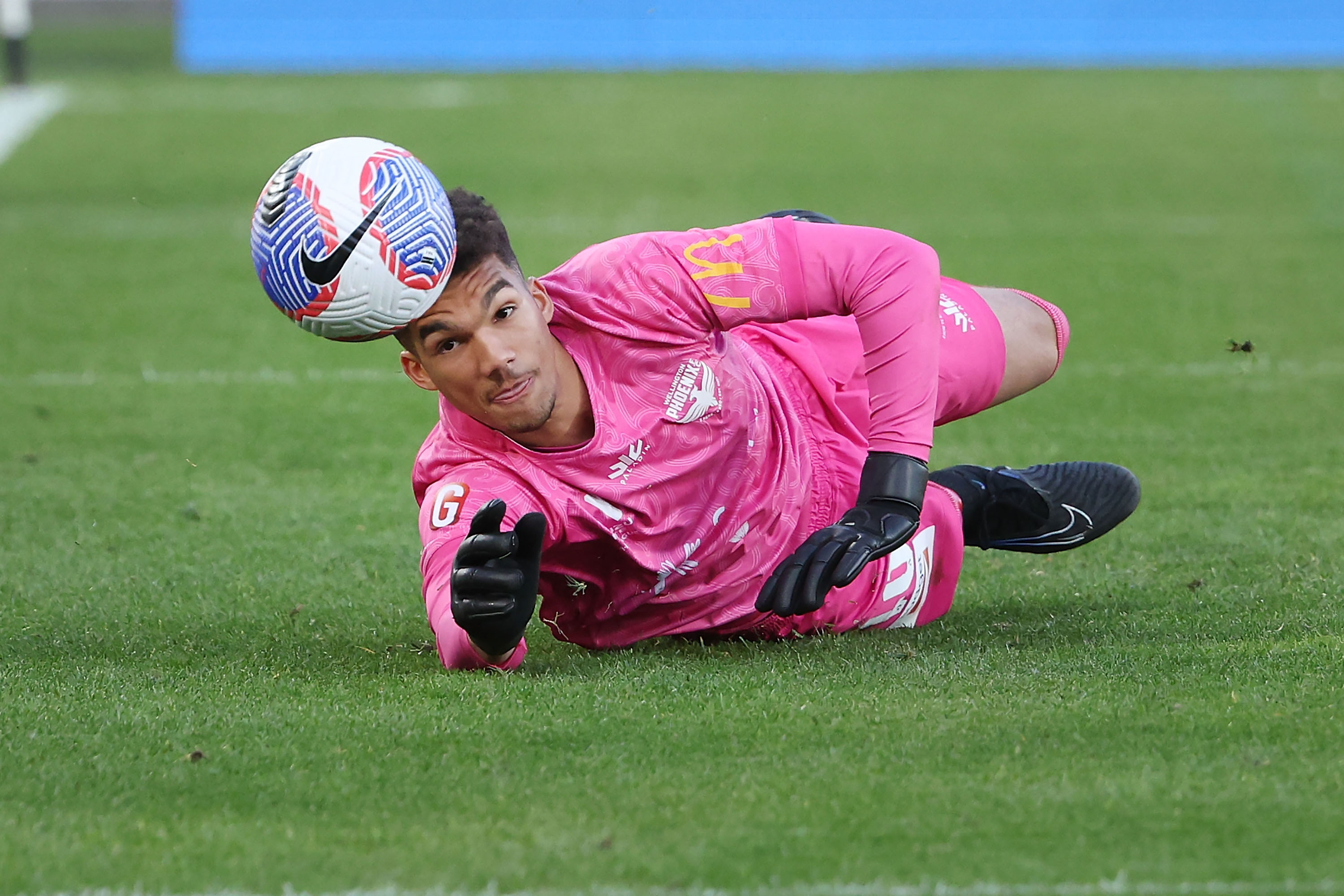 Phoenix goalkeeper Alex Paulsen. Photo / Photosport