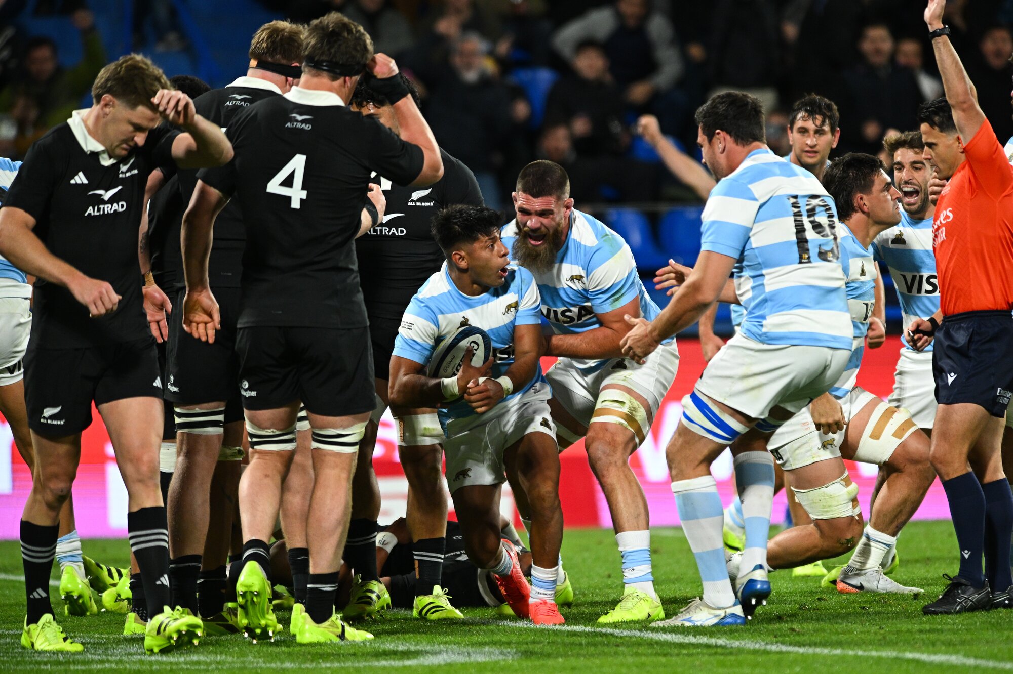 Los Pumas react as Gonzalo Garcia scores a try to put his side ahead of the All Blacks in Buenos Aires. Photo / Getty Images