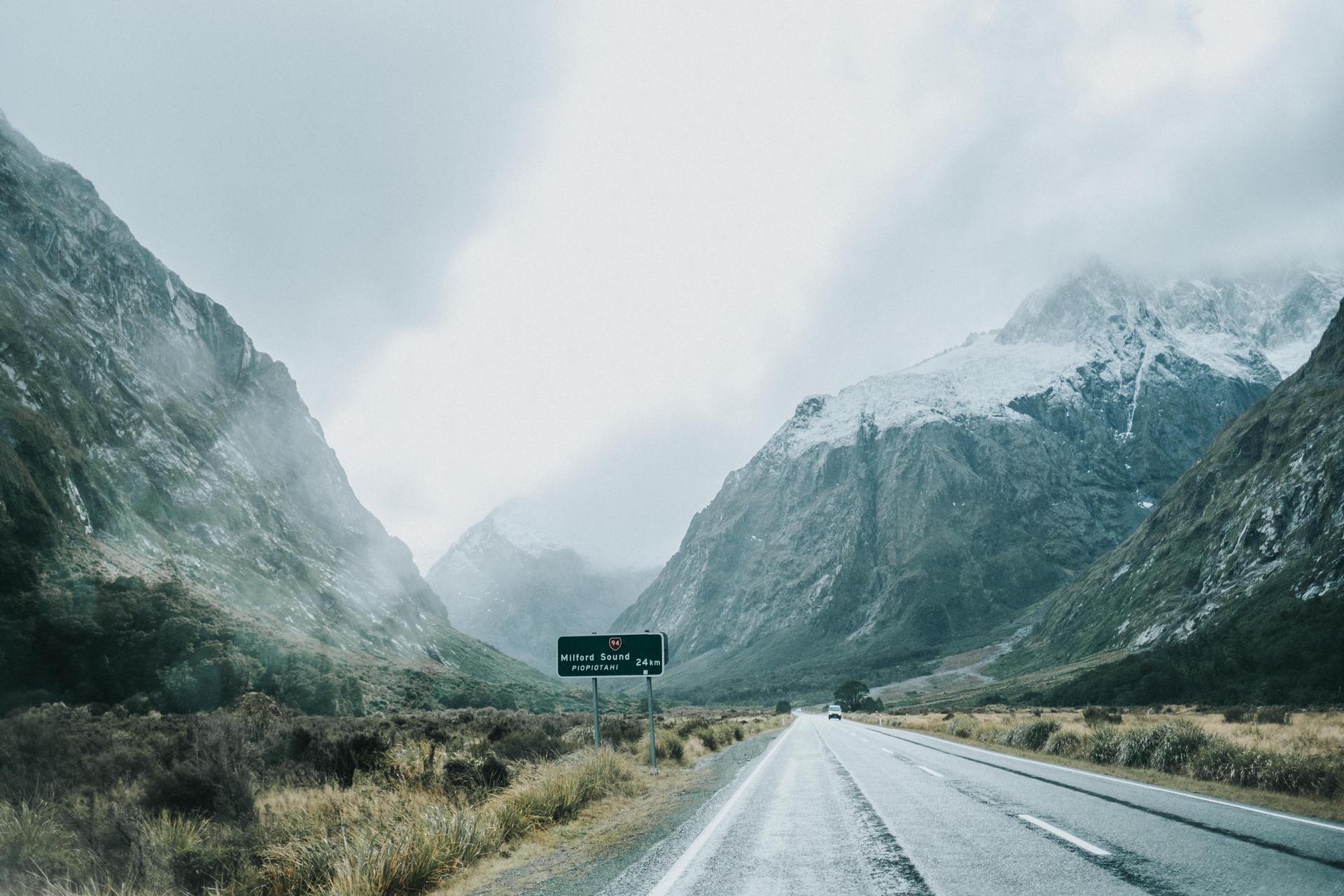 Highway 94 to Milford Sound. Photo / Chaz McGregor, Unsplash