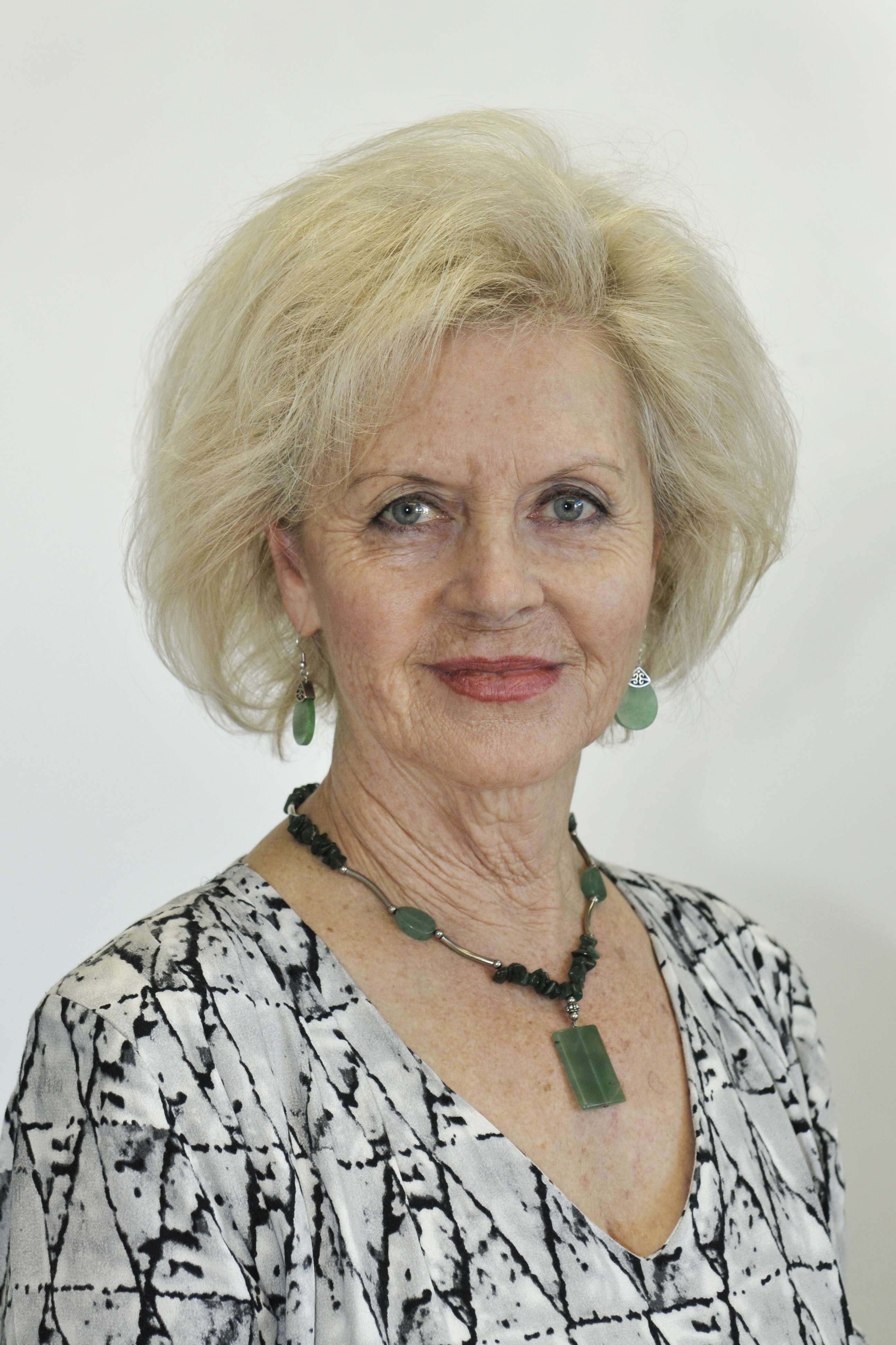 Linda Fox says current formulas have caused 