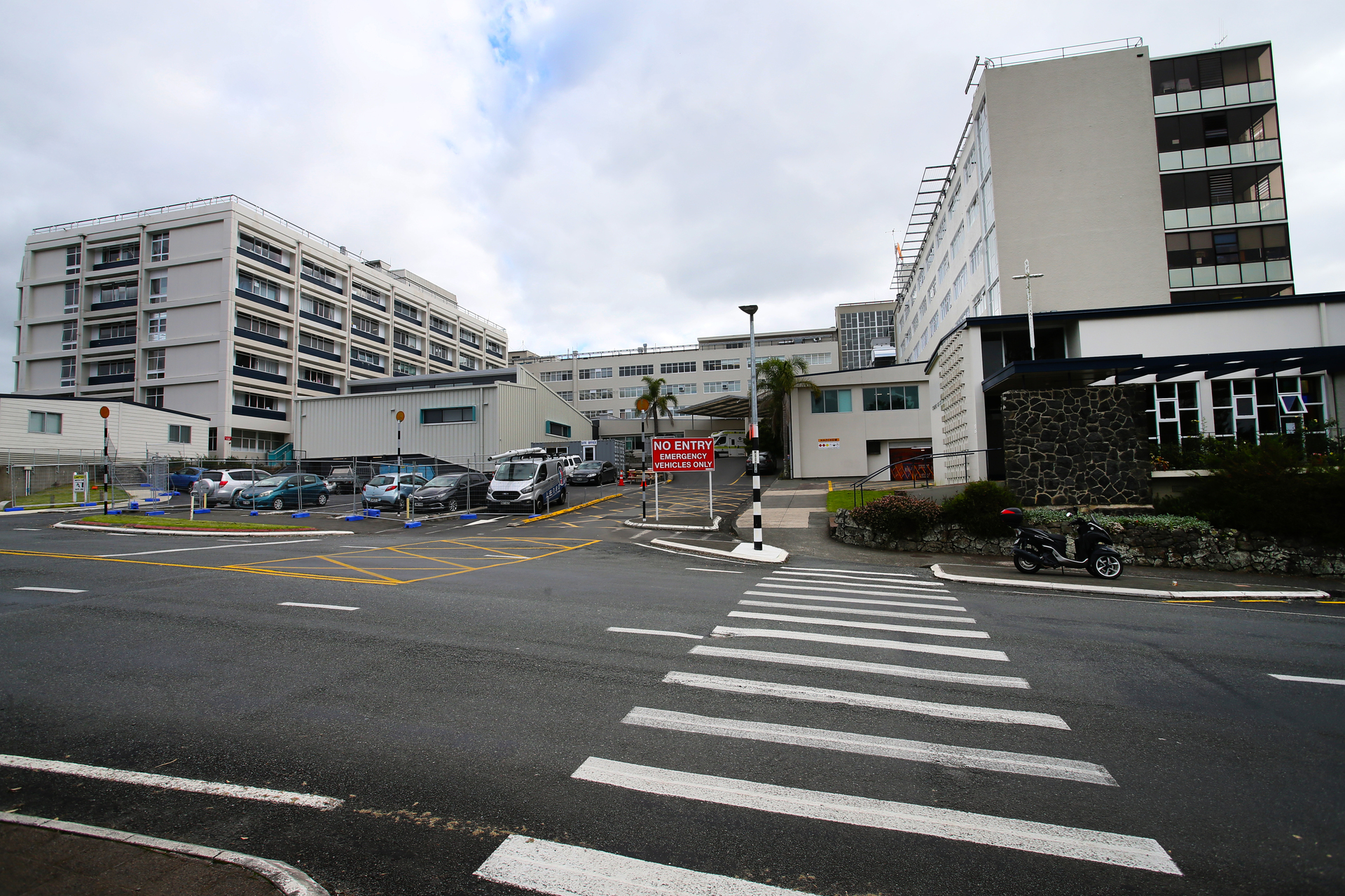 Whangārei Hospital has had a raft of infrastructure woes, including roofs that leak in heavy rain and windows falling off the surgical wing. Photo / Tania Whyte