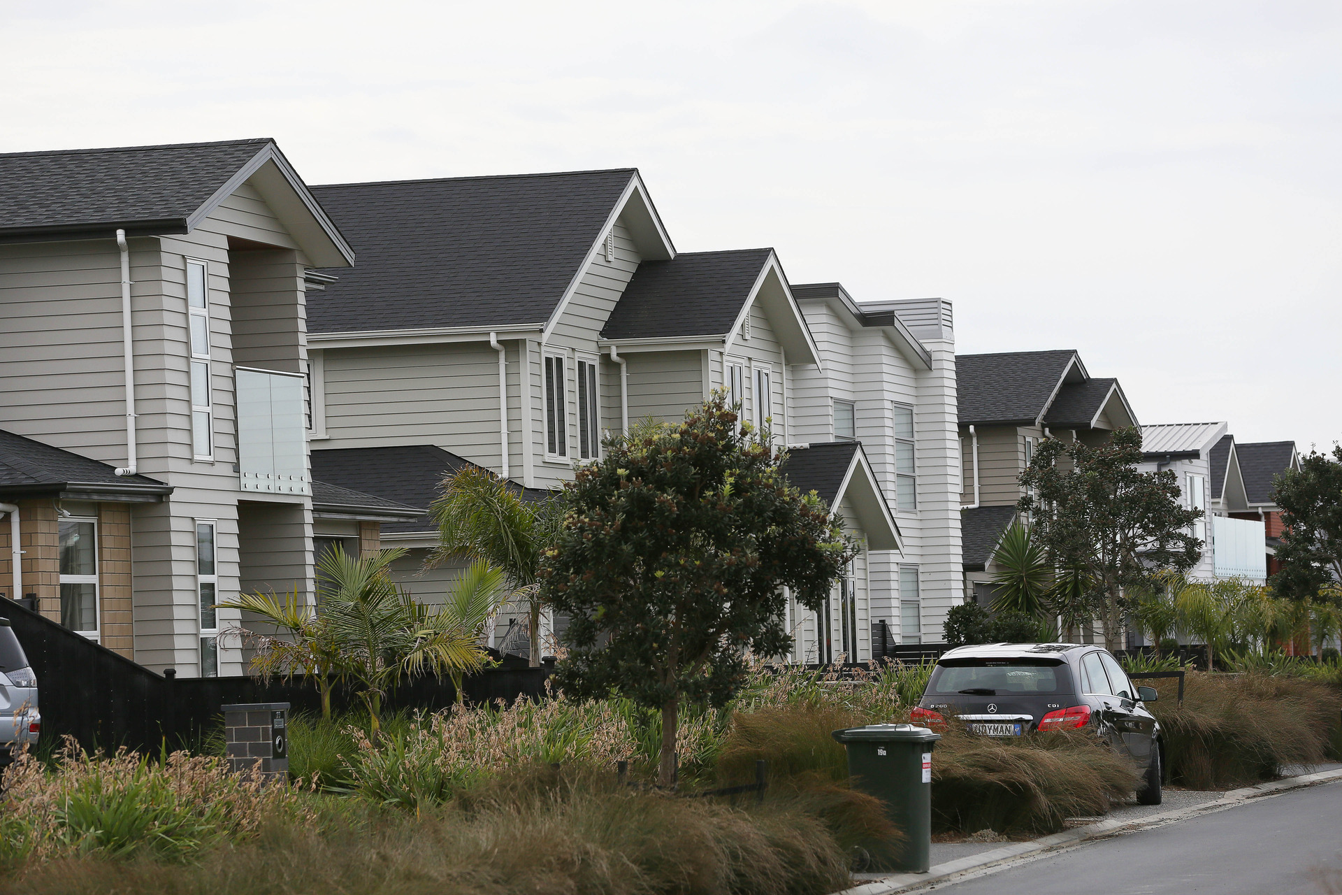 Urban growth boundaries are adding up to $50,000 to the price of an average Auckland home, according to new research. Photo / Chris Loufte