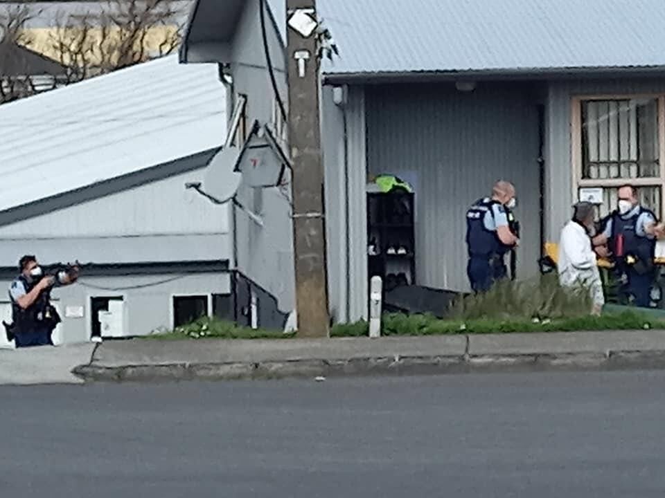 Armed police at Waikaukau Road. Photo / Supplied