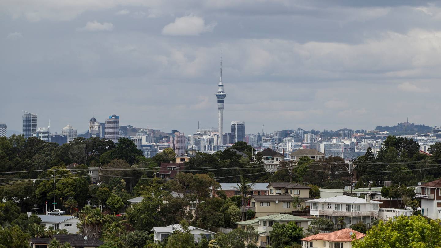 Nearly 30,000 errant Auckland ratepayers owe $53 million in overdue rates. Photo / File