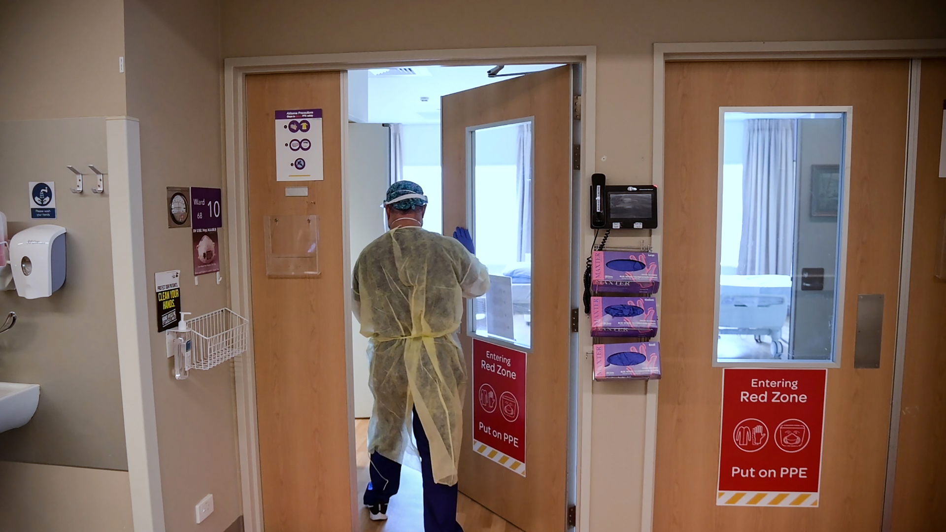 Most agree that 2 per cent of primary Covid-19 infections lead to death by any complication. Photo / Auckland DHB