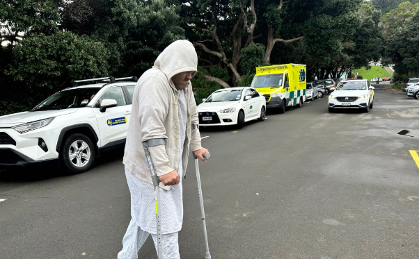 Tala Sili jumped out of the window at the hostel because he says there was too much smoke to go down the hallway. Photo / RNZ