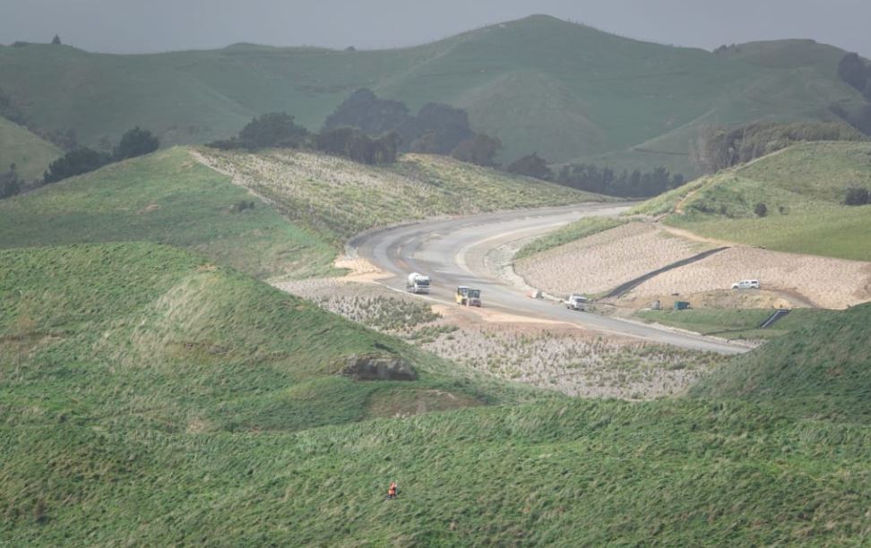 The new highway between Manawatū and Tararua is expected to open in the middle of next year, possibly with a toll. Photo: RNZ/Jimmy Ellingham