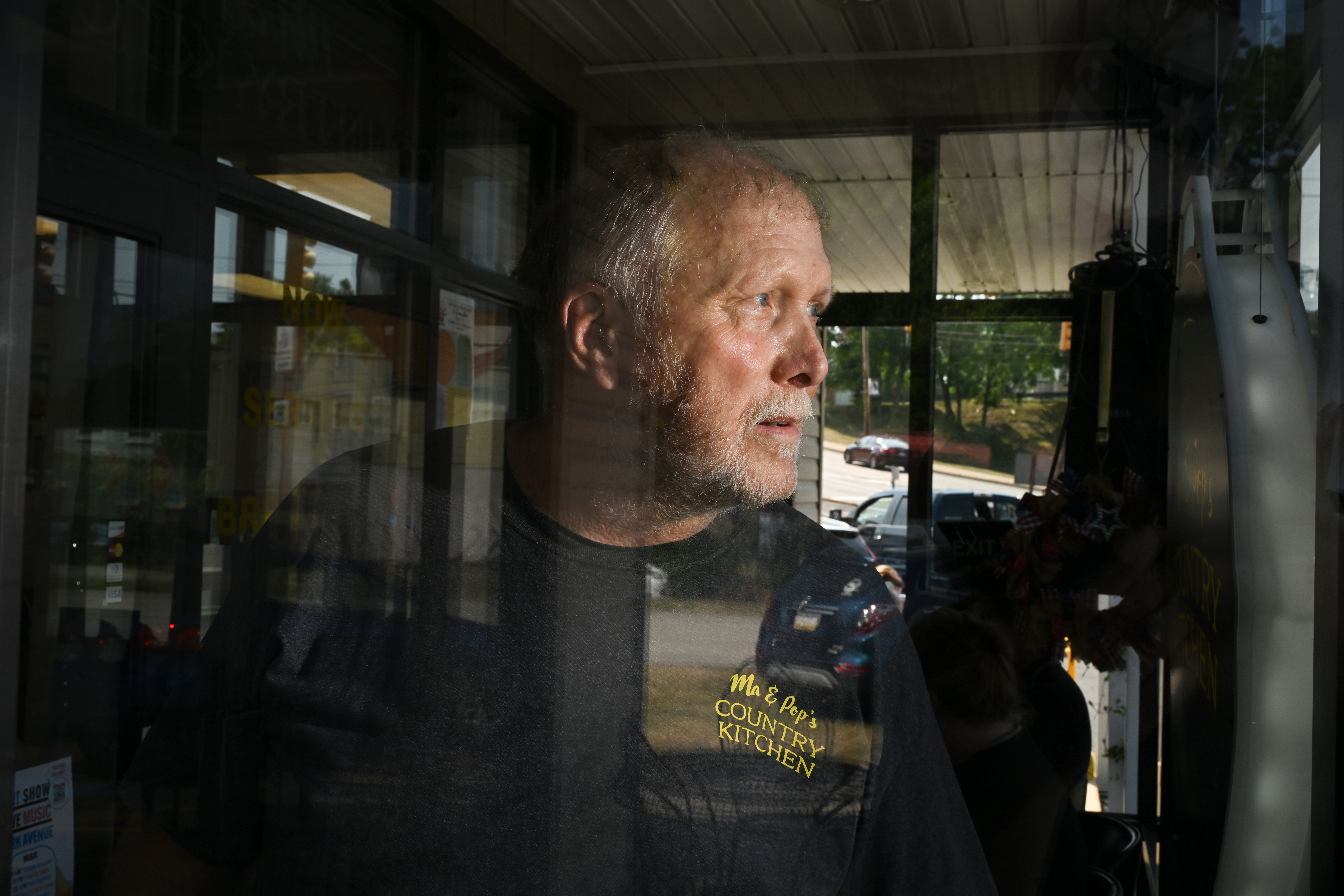 Stephen Diethorn is the co-owner of Ma & Pop’s Country Kitchen in Bethel Park. “People like to help each other, and they like to get along,” he said of the town. Photo / Matt McClain / The Washington Post