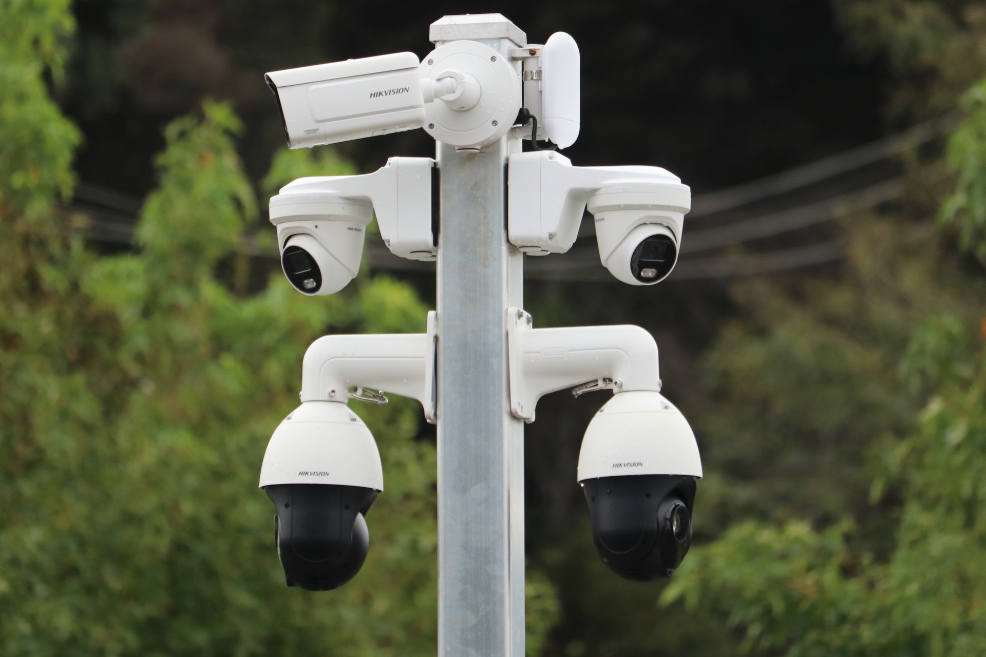 Police access CCTV systems operated by councils and private companies. Photo / Peter de Graaf