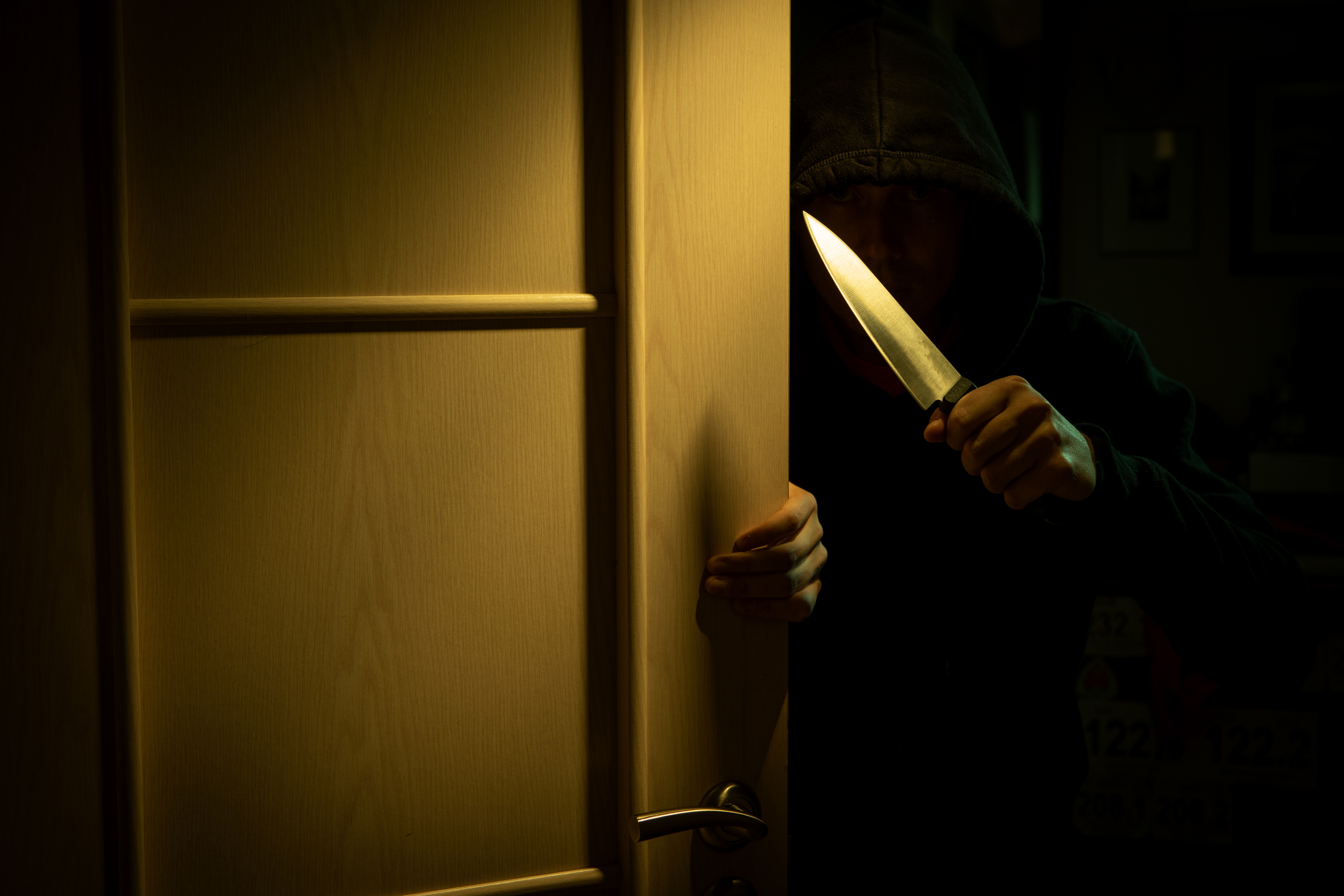 Someone with abnormal perceptions may become suspicious of other people’s intentions. They may think that others are planning to harm them or steal their belongings. Photo / 123RF