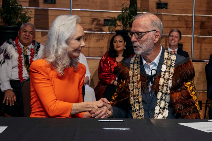 Desley Simpson and Wayne Brown were sworn in as mayor and deputy mayor in 2022.