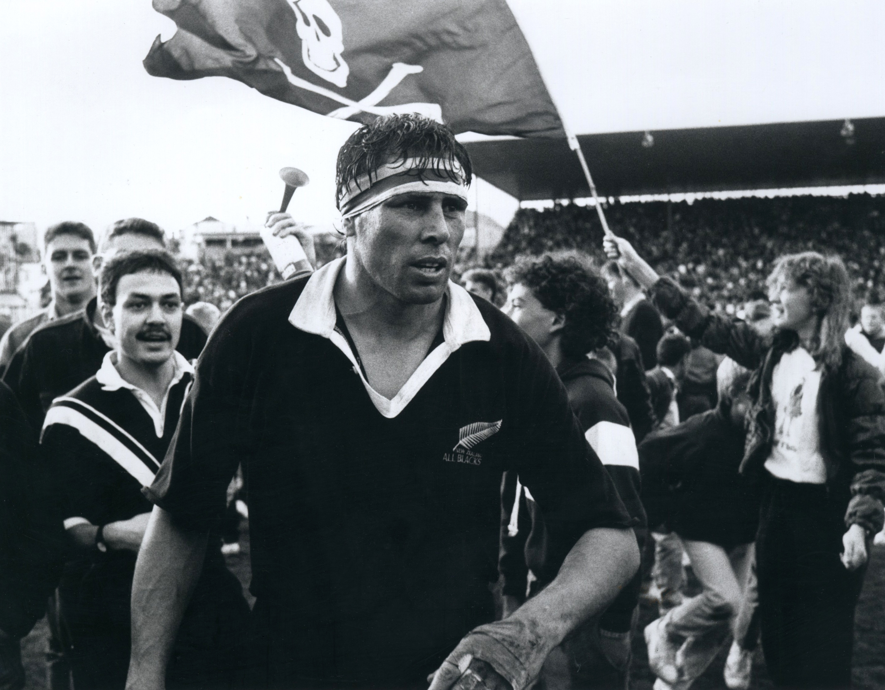 The black and white of the All Blacks jersey debate - NZ Herald