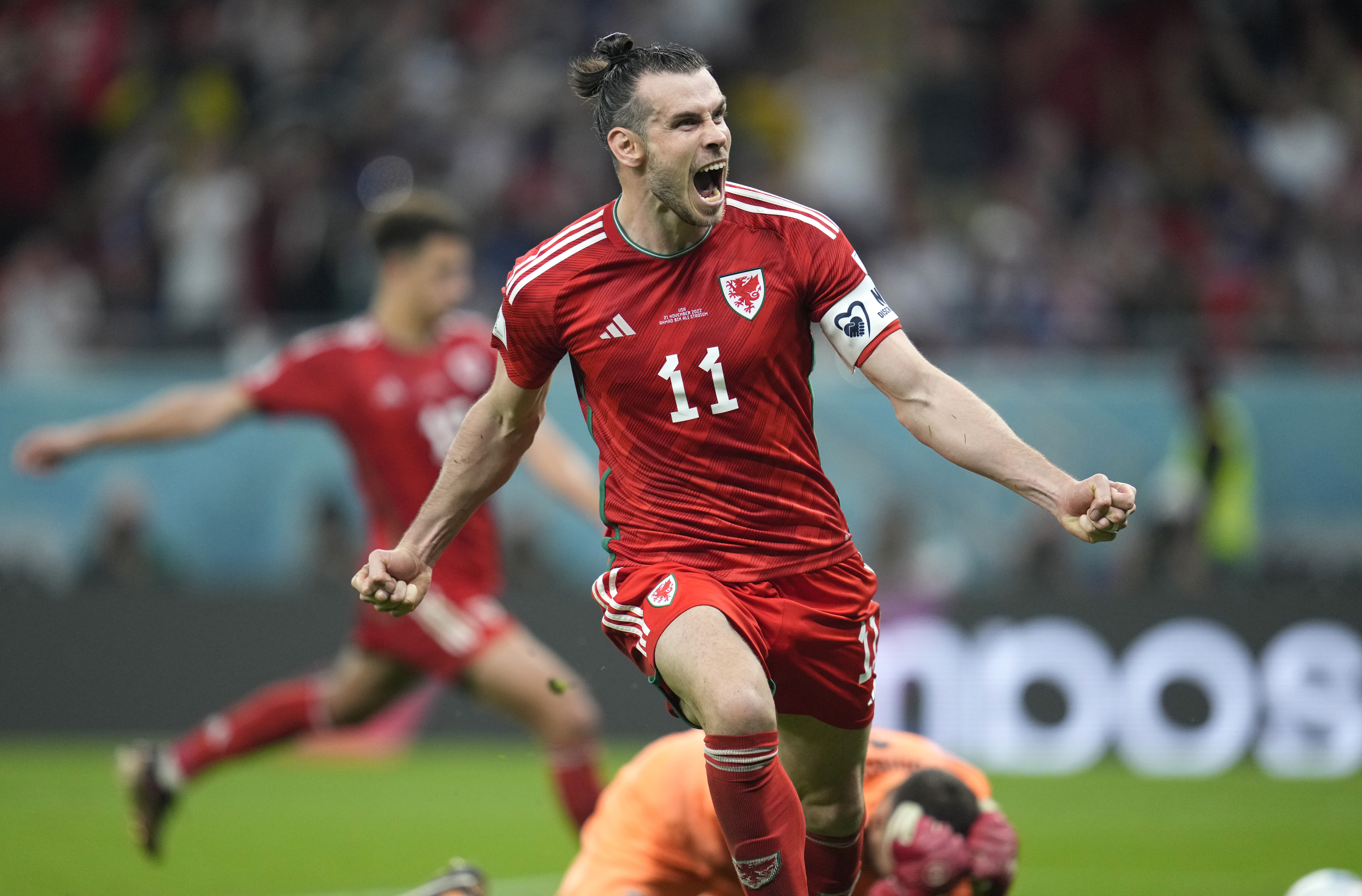 Fifa 2022 World Cup: USA v Wales - Gareth Bale penalty grabs share