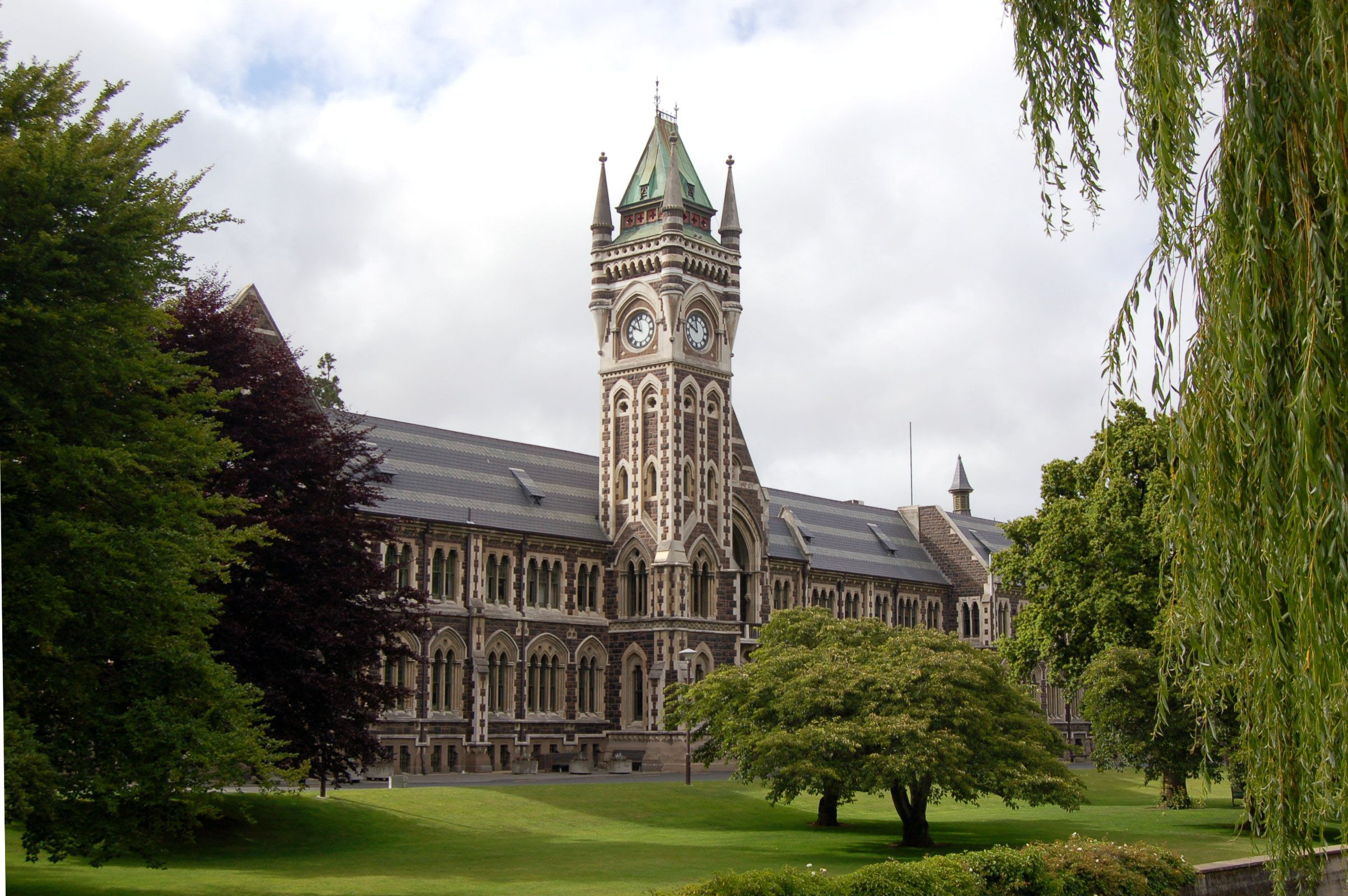 There has been a marked decline in students gaining University Entrance, in which only traditional academic subjects can be used. Photo / NZME