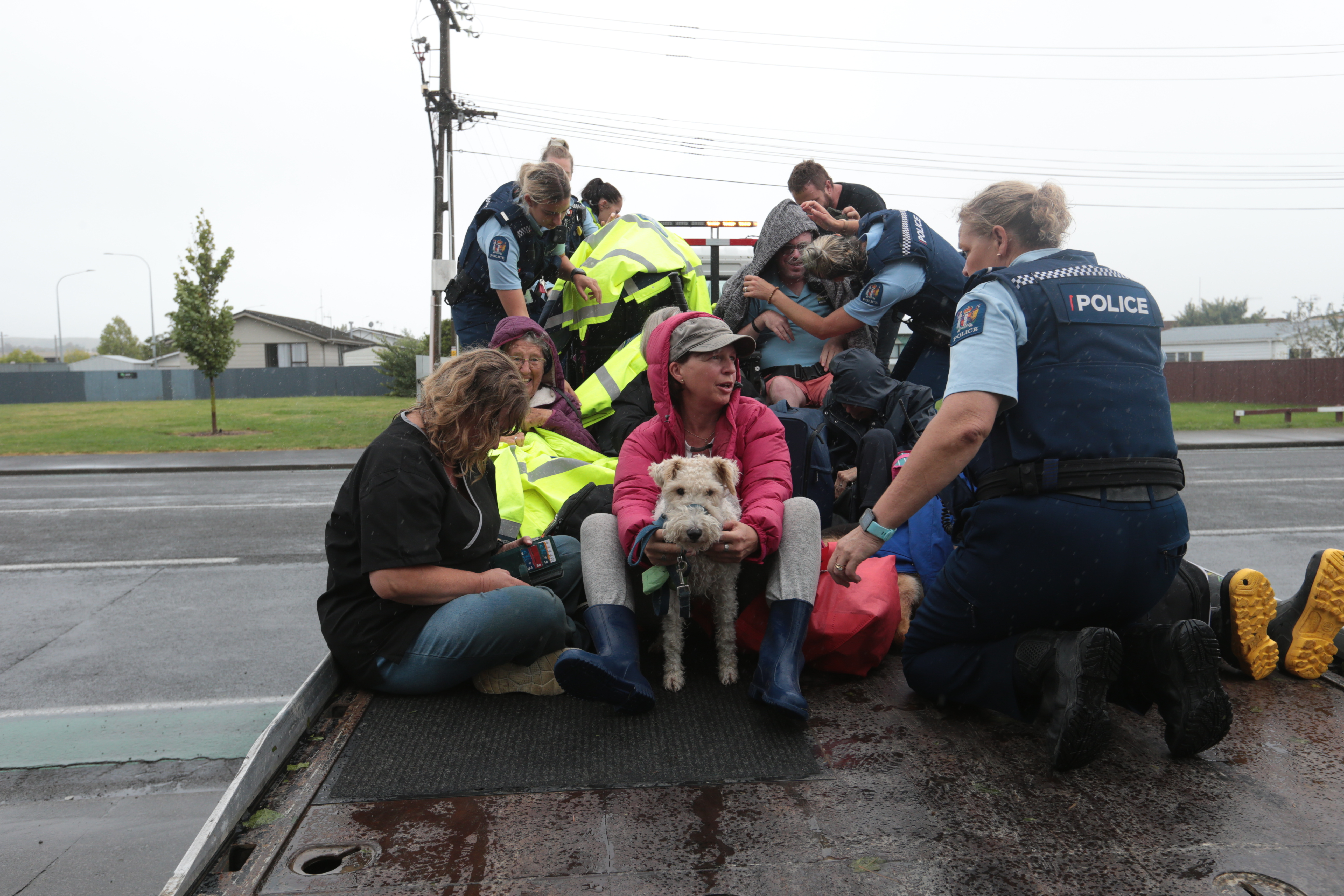 Residents being evacuated in Taradale. Photo / Paul Taylor