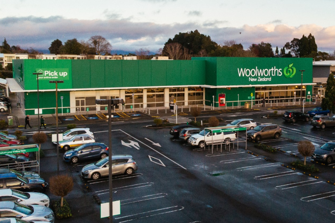 Woolworths staff have been proposed a major restructure to the way teams would operate.