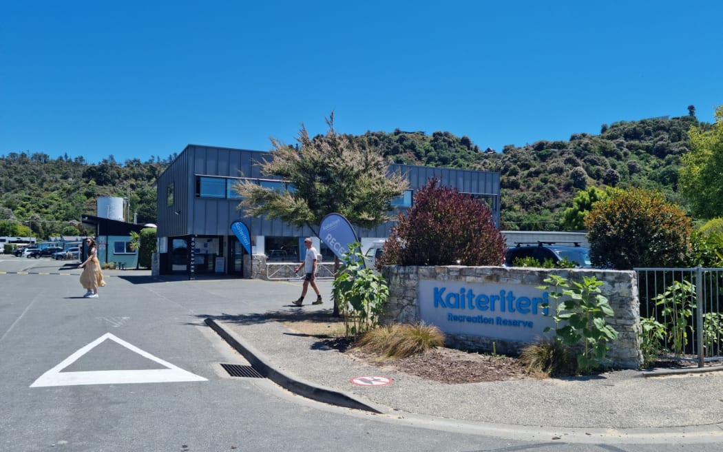 The Kaiteriteri Recreation Reserve is a popular camping destination at the top of the South Island. Photo / Samantha Gee, RNZ